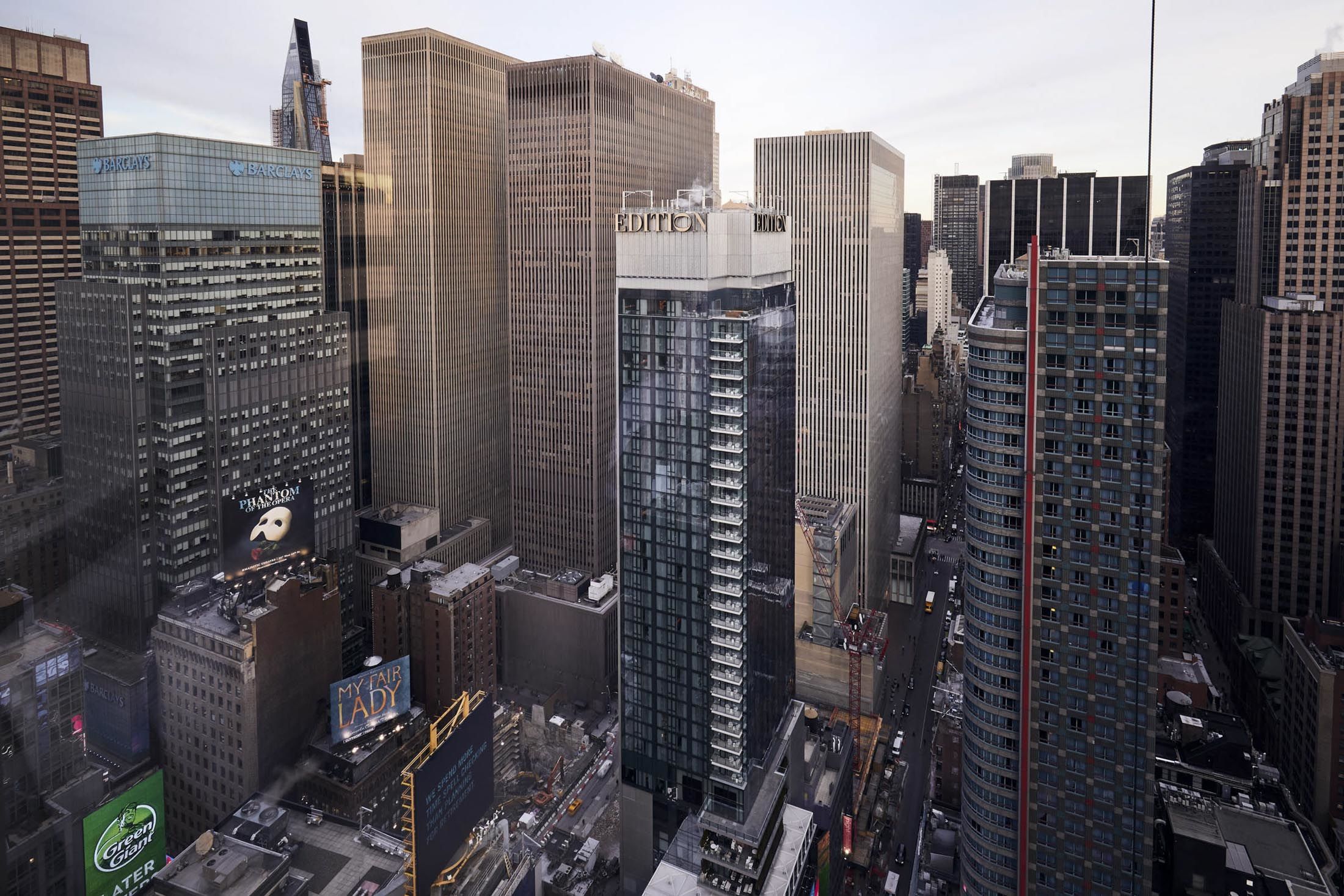 Loan on land under troubled Times Square hotel pitched for sale - Vimarsana News