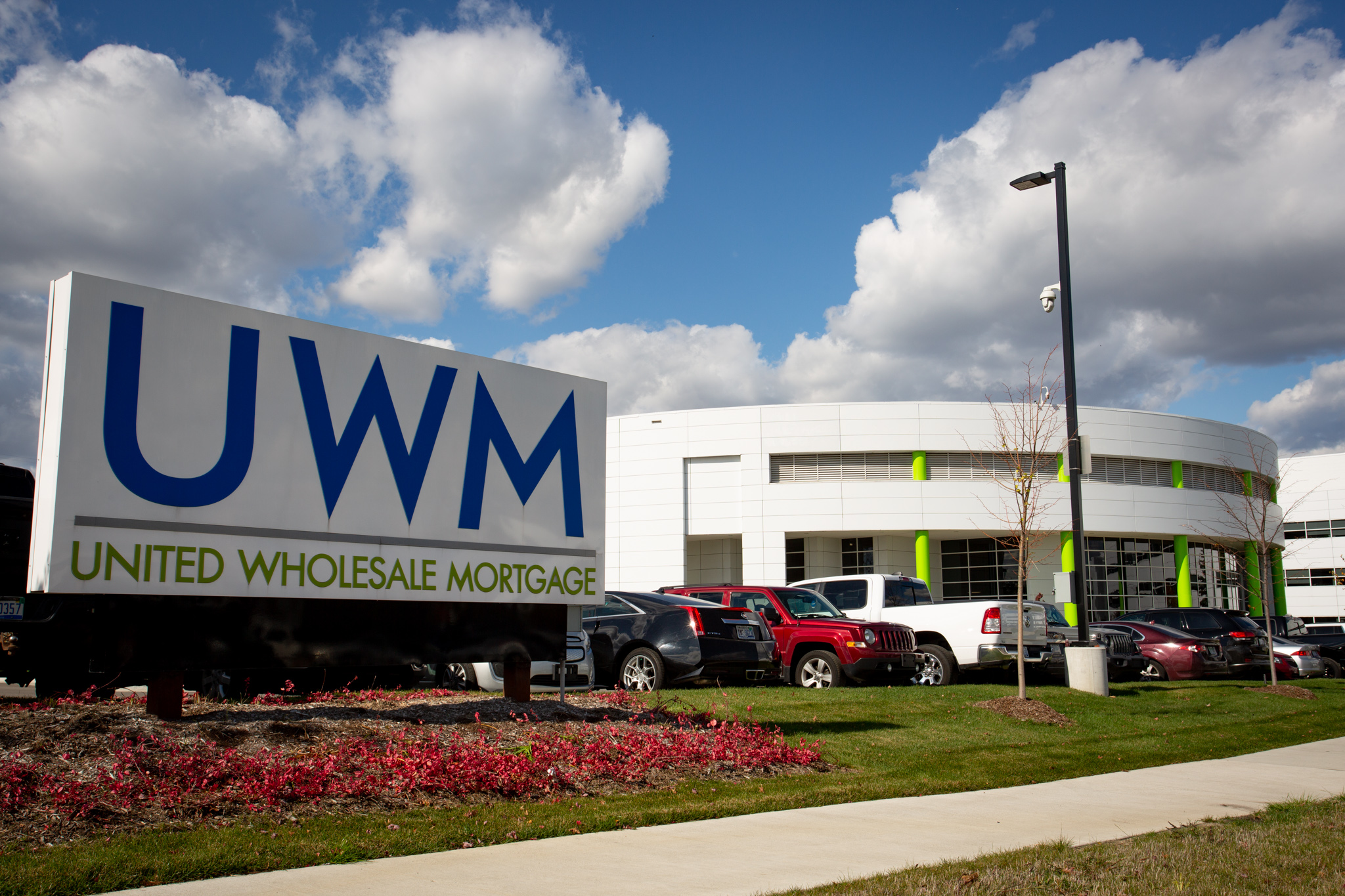 UWM loses money in 4Q but remains top lender - Vimarsana News