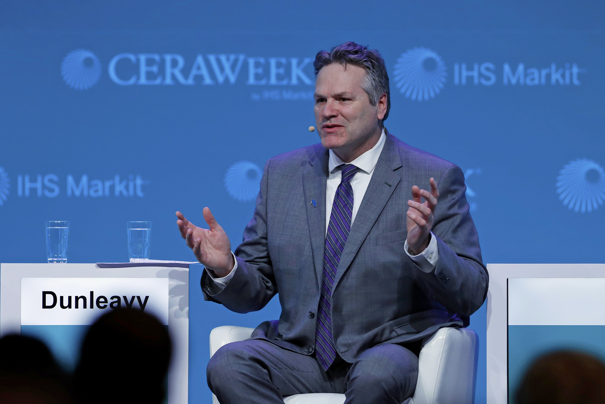 Alaska governor wants state to play in carbon markets - Vimarsana News