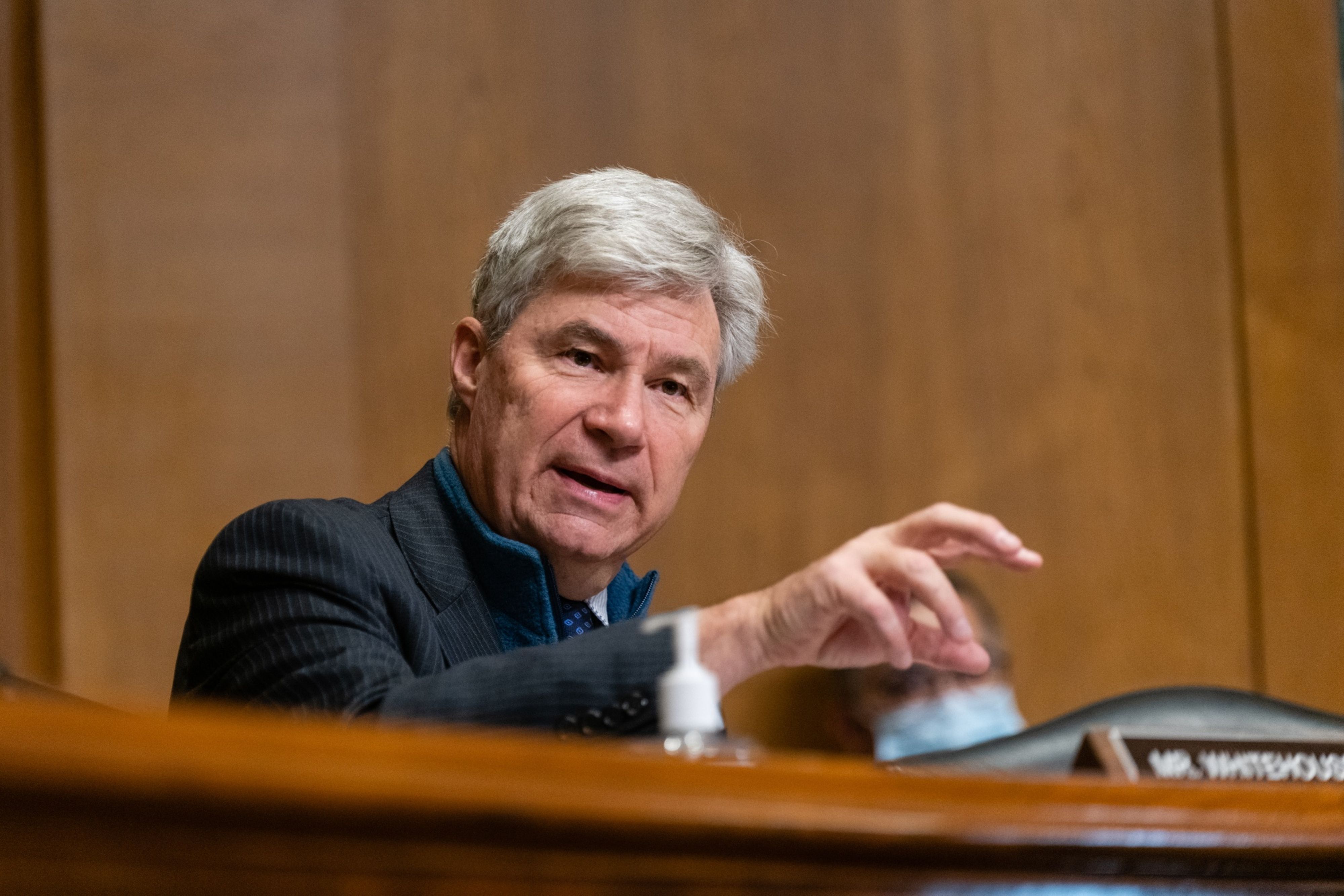 Lawmakers introduce bill to expand anti-money laundering due diligence by finance pros - Vimarsana News