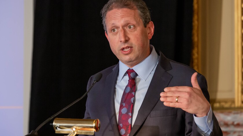 New York City comptroller urges BlackRock to walk the walk on ESG - Vimarsana News