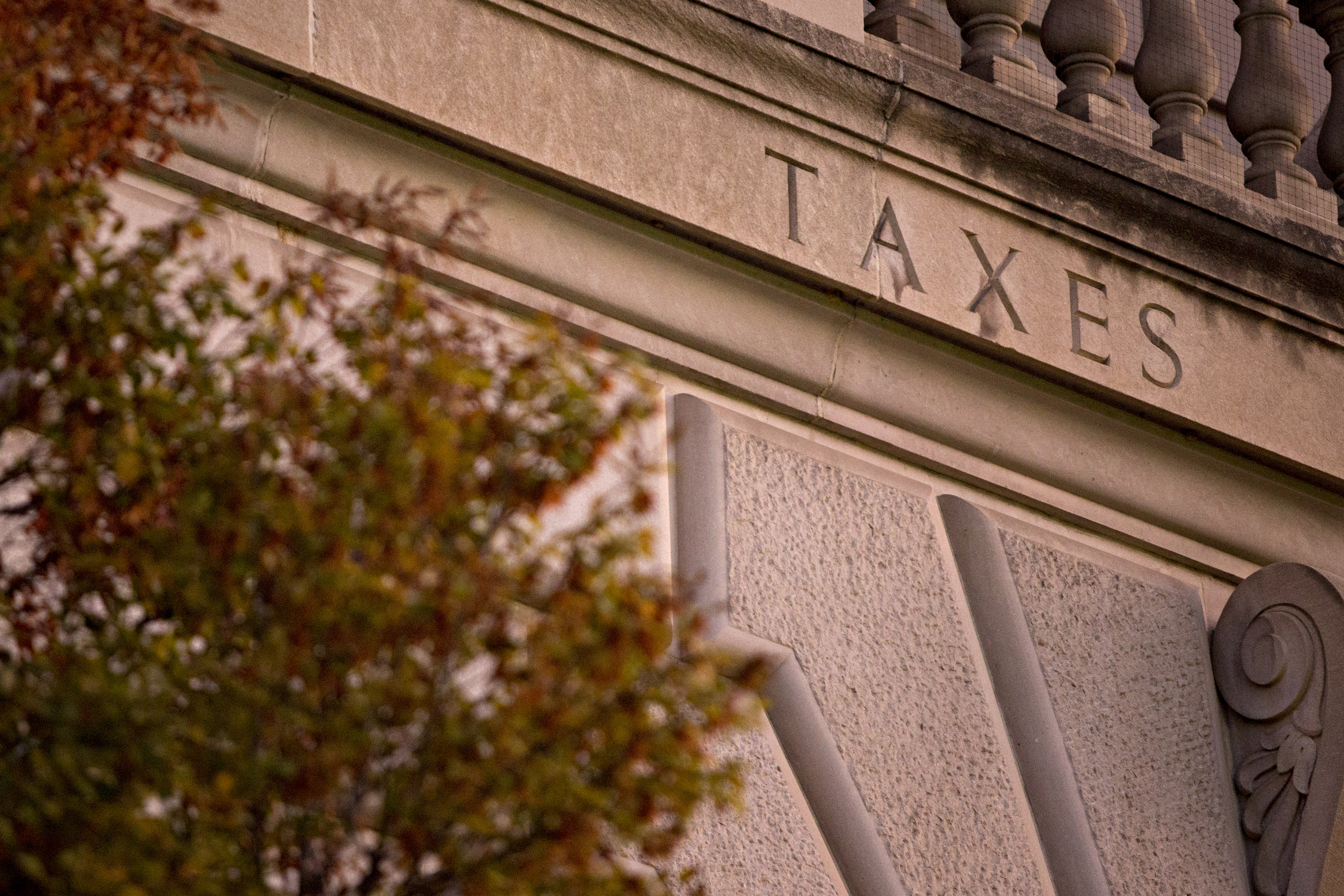 Four smart ways to close out a bewildering tax year - Vimarsana News