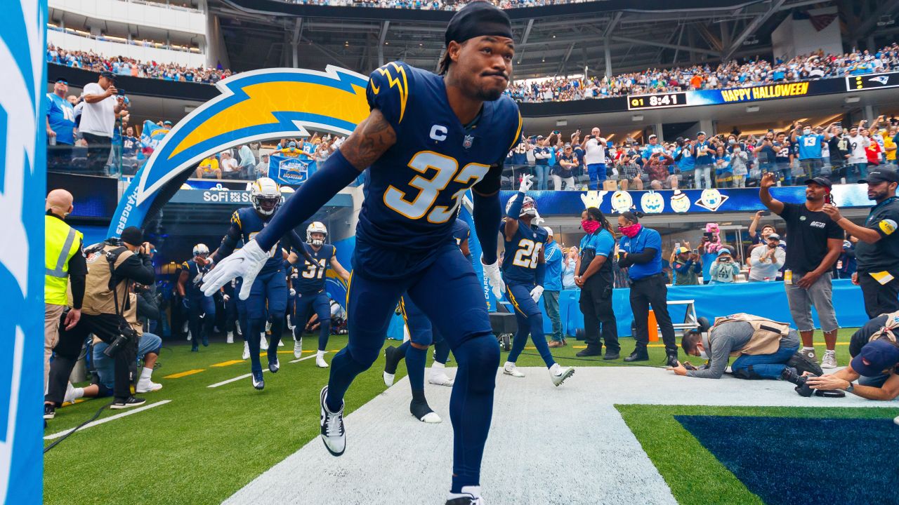 Chargers fans hope St. Louis blueprint delivers win in NFL lawsuit - Vimarsana News