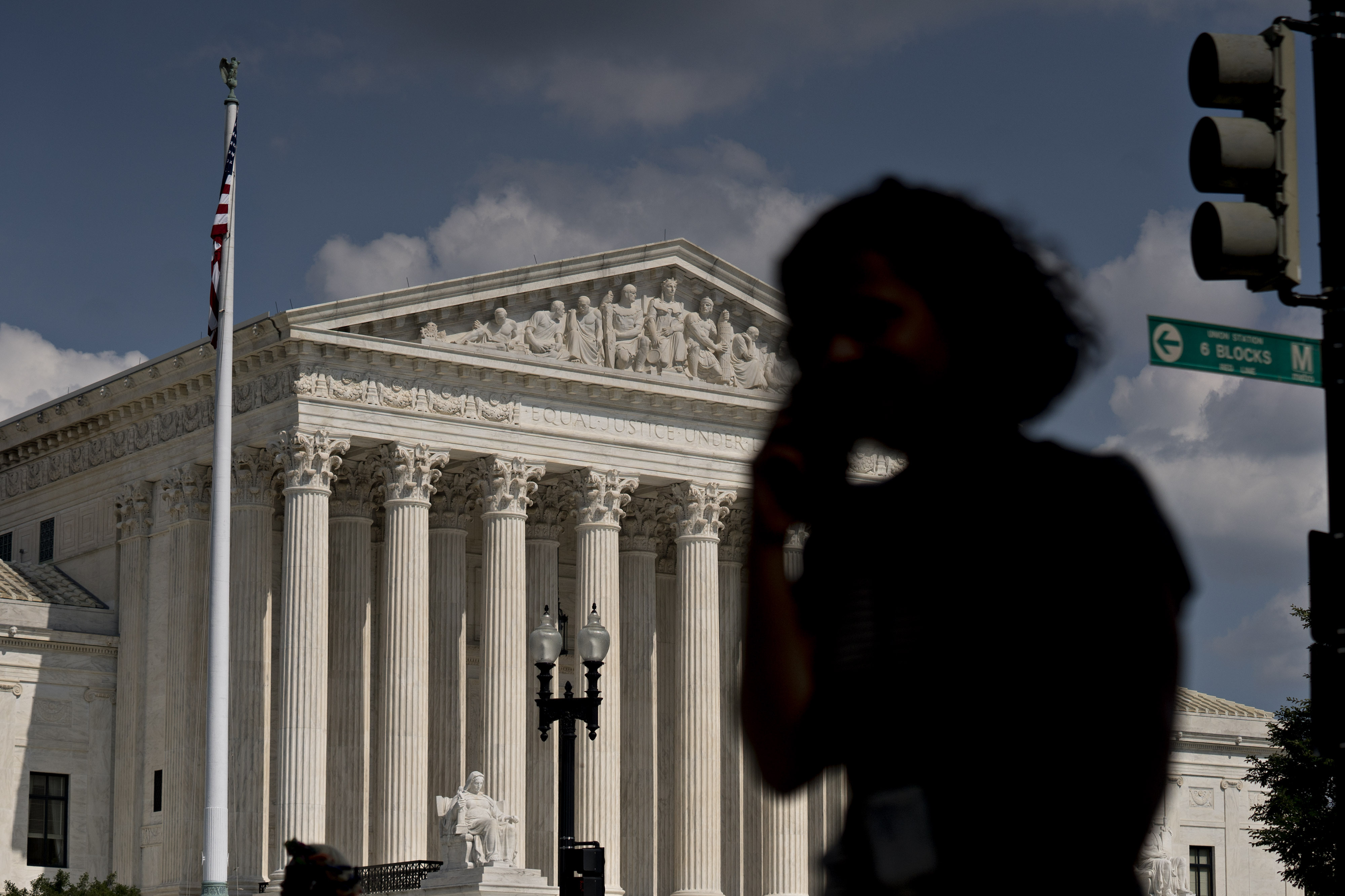 Supreme Court sides with accountant over SEC - Vimarsana News