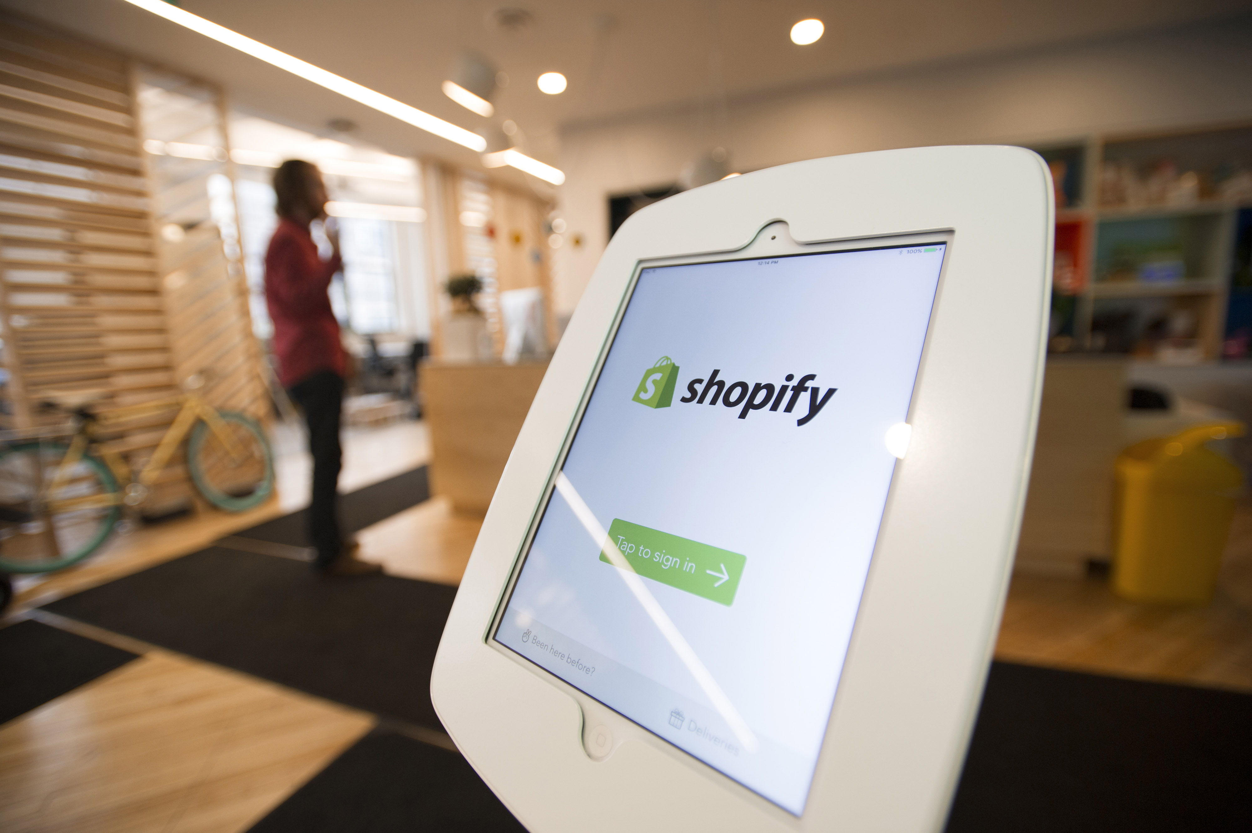Shopify is upping its brick-and-mortar game - Vimarsana News