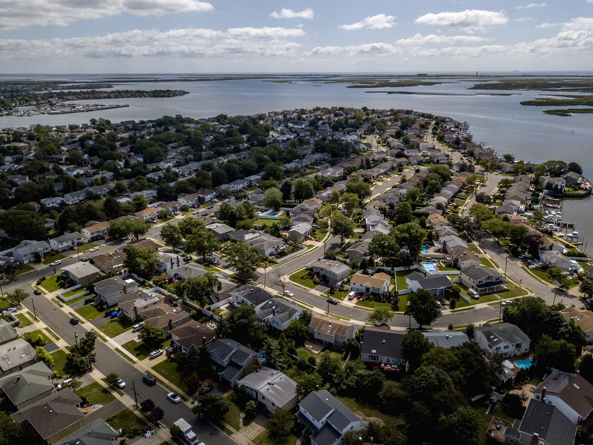 Mortgage credit loosens for first time in nine months - Vimarsana News