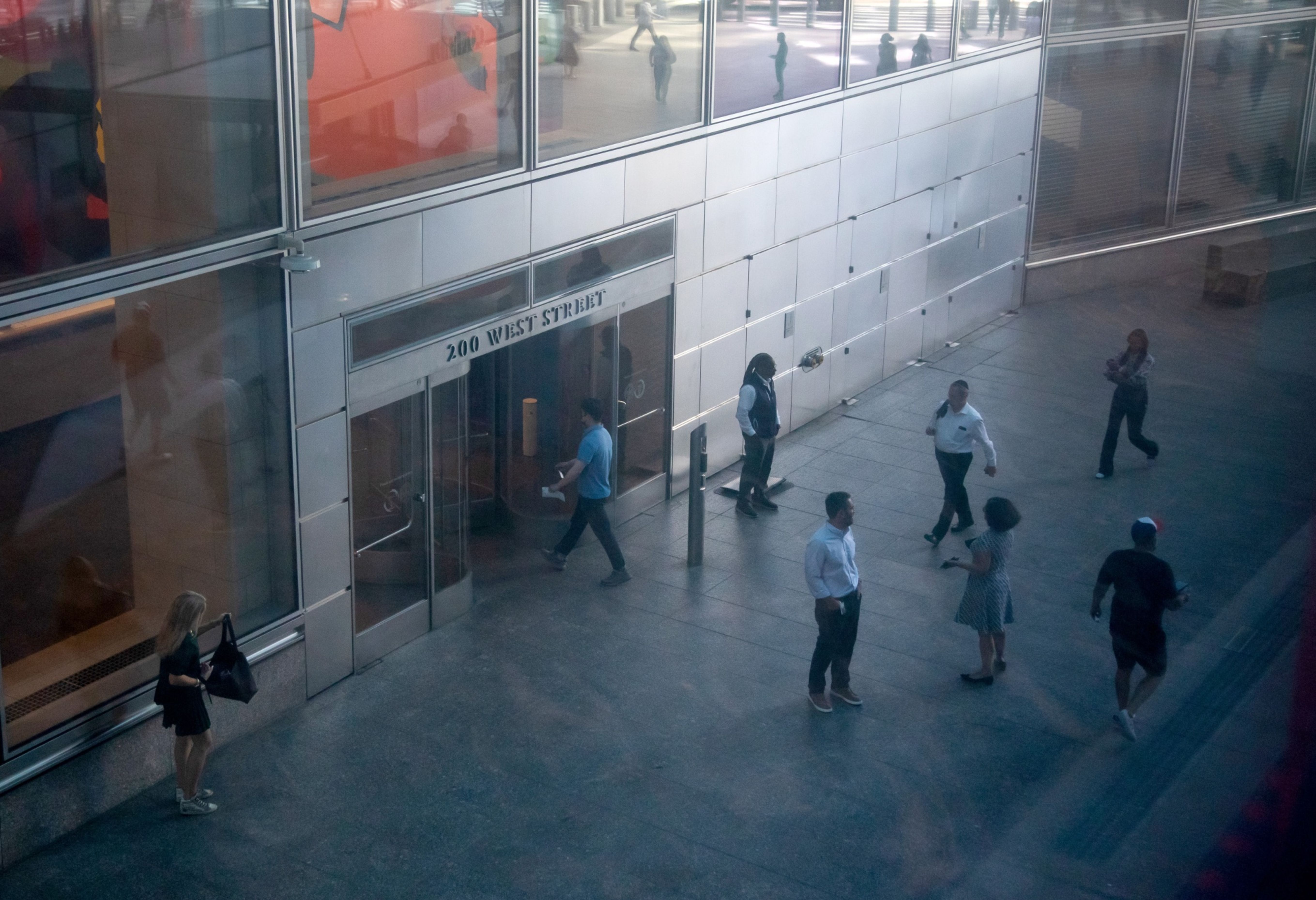 Wall Street kept hiring throughout 2022 despite expense woes - Vimarsana News