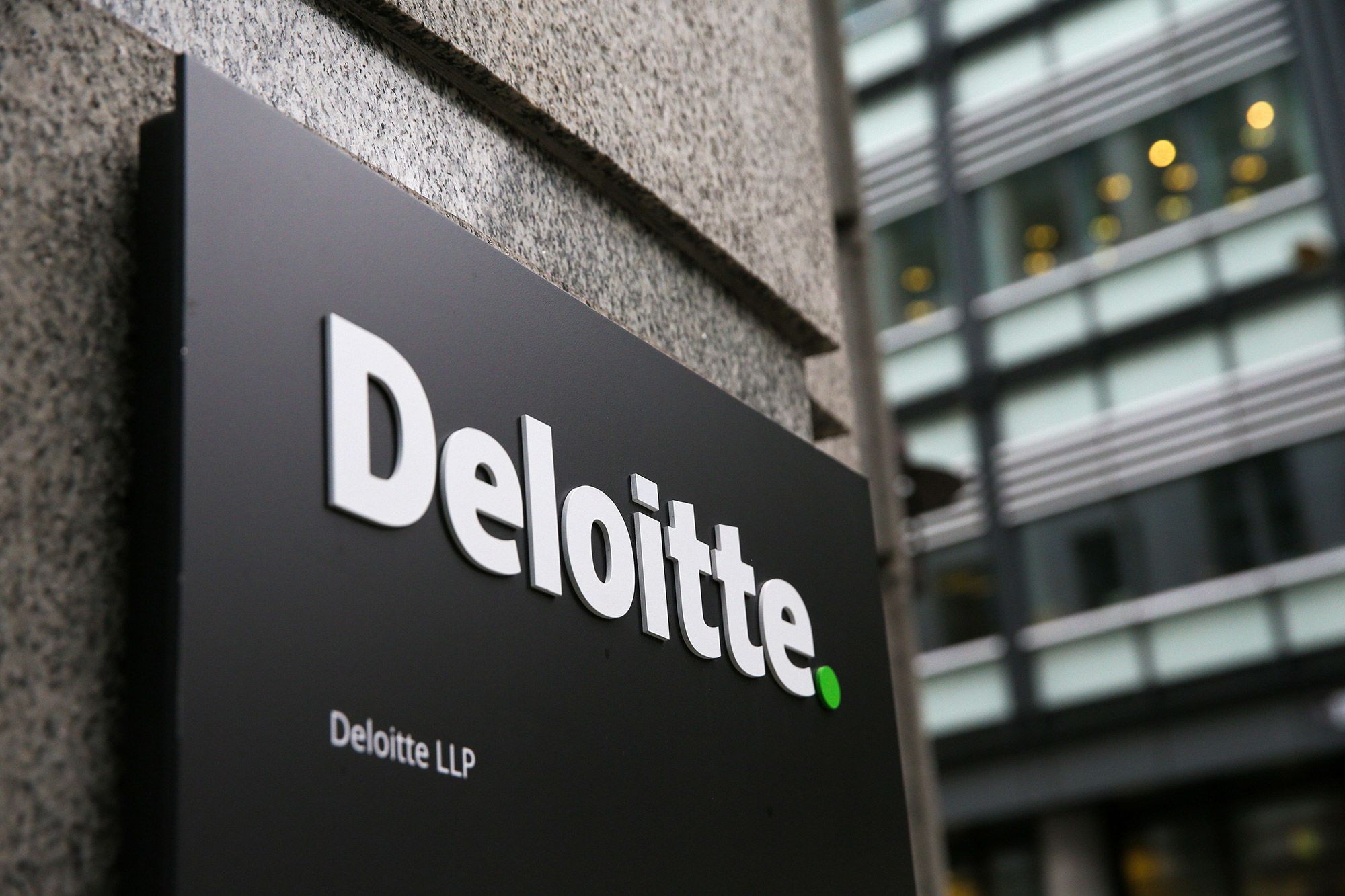 Deloitte launches GreenLight Solution, a decarbonation SaaS - Vimarsana News