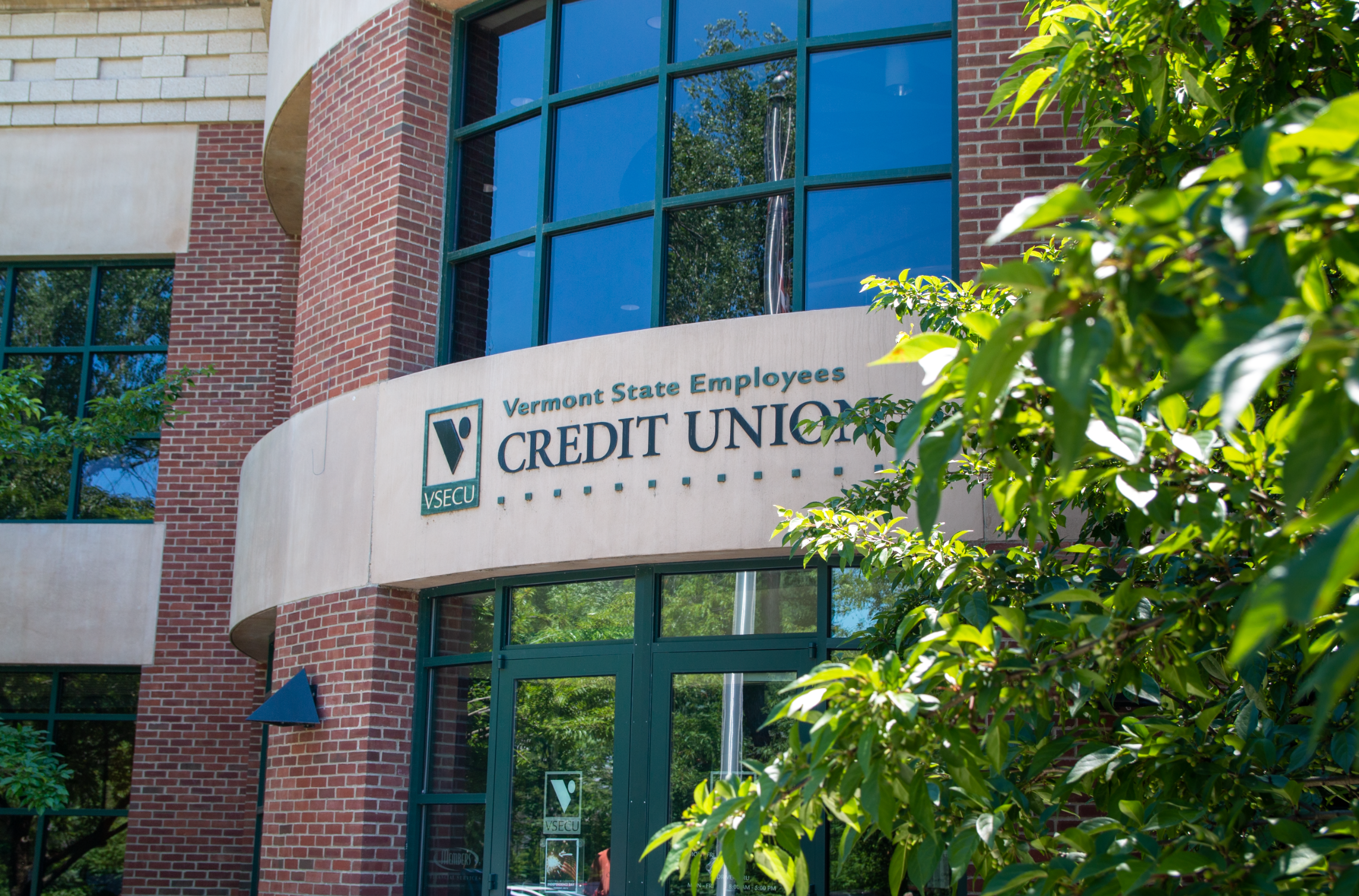 Ex-CEO of Vermont credit union leads opposition to merger - Vimarsana News