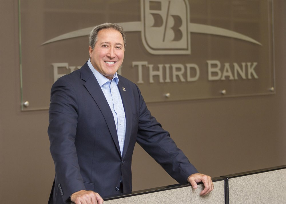 Fifth Third's Greg Carmichael to retire as executive chairman - Vimarsana News