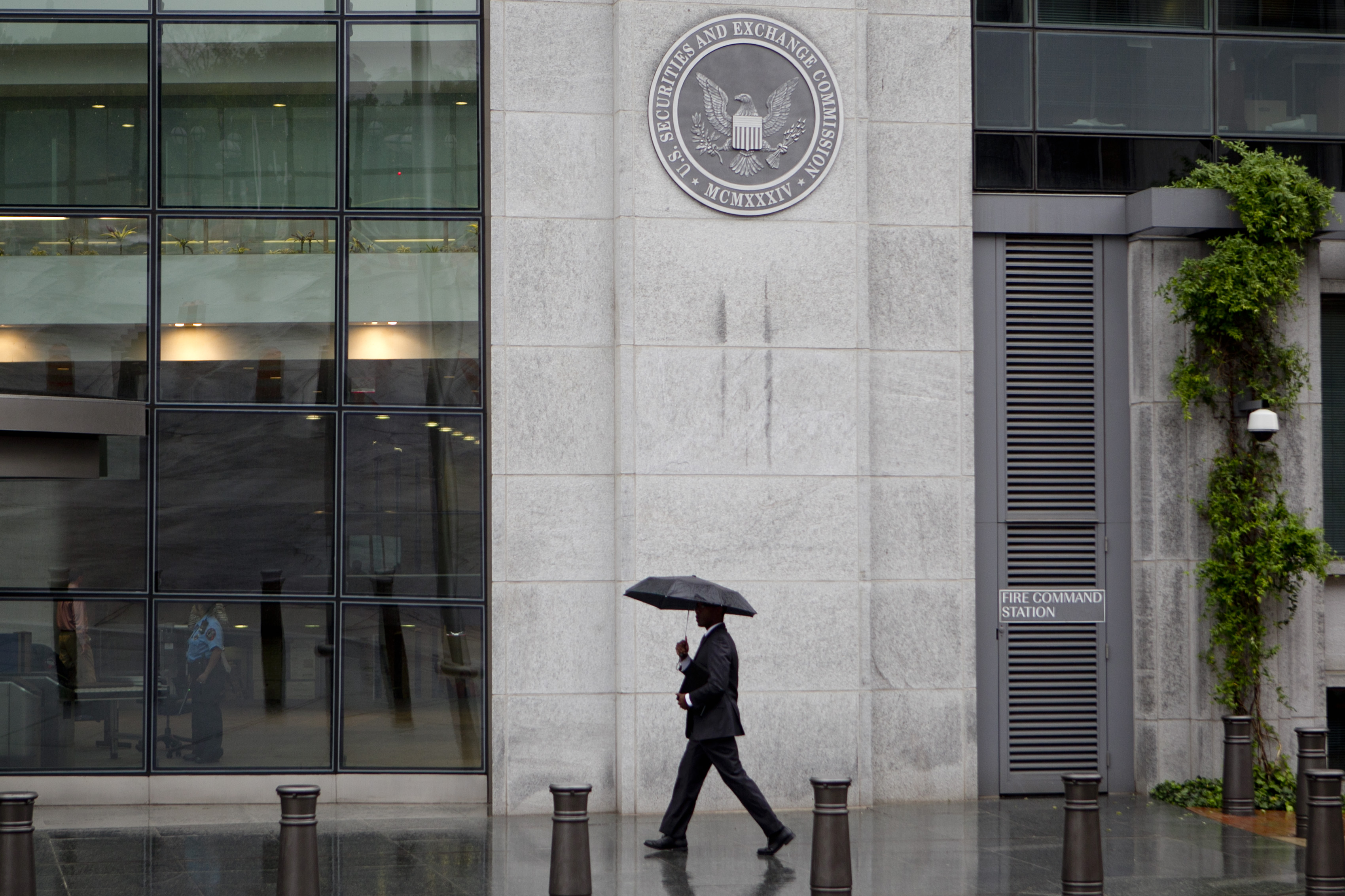 SEC's new advertising rule allows for testimonials — and increased scrutiny - Vimarsana News