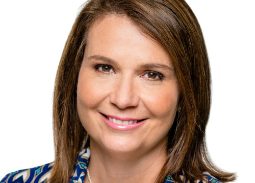 30 years, 16 jobs — one company: Eva Reda's rise at American Express - Vimarsana News
