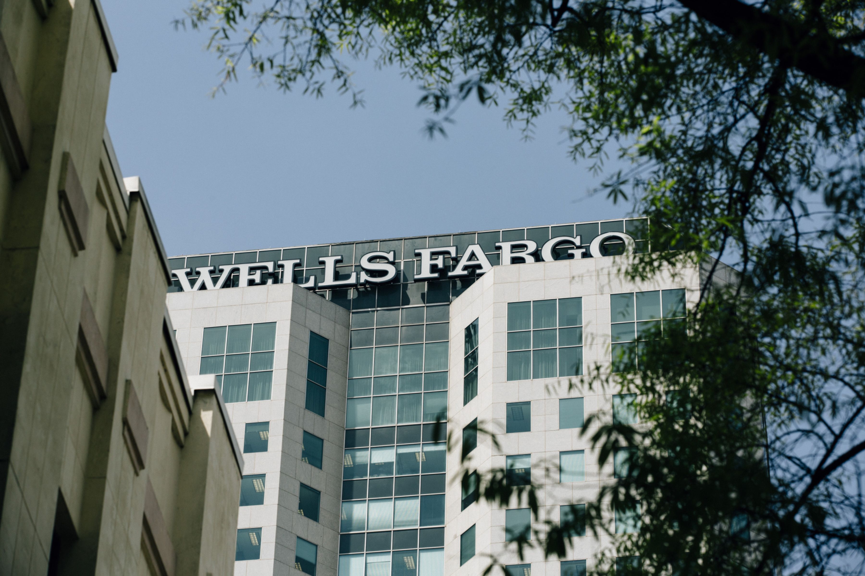Wells Fargo announces 2022 advisor pay grid | Financial Planning - Vimarsana News