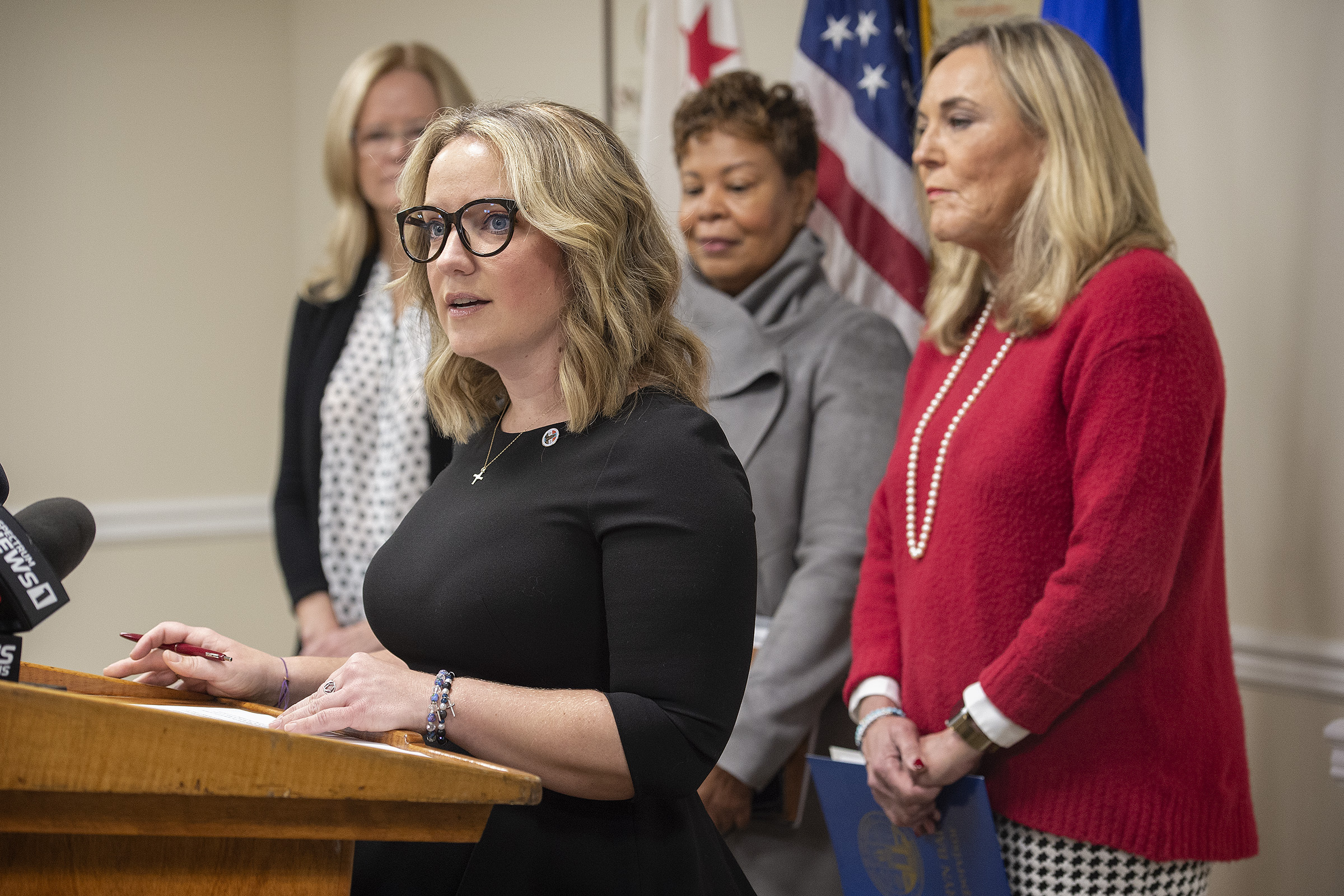 Los Angeles County Supervisors declare homelessness state of emergency - Vimarsana News