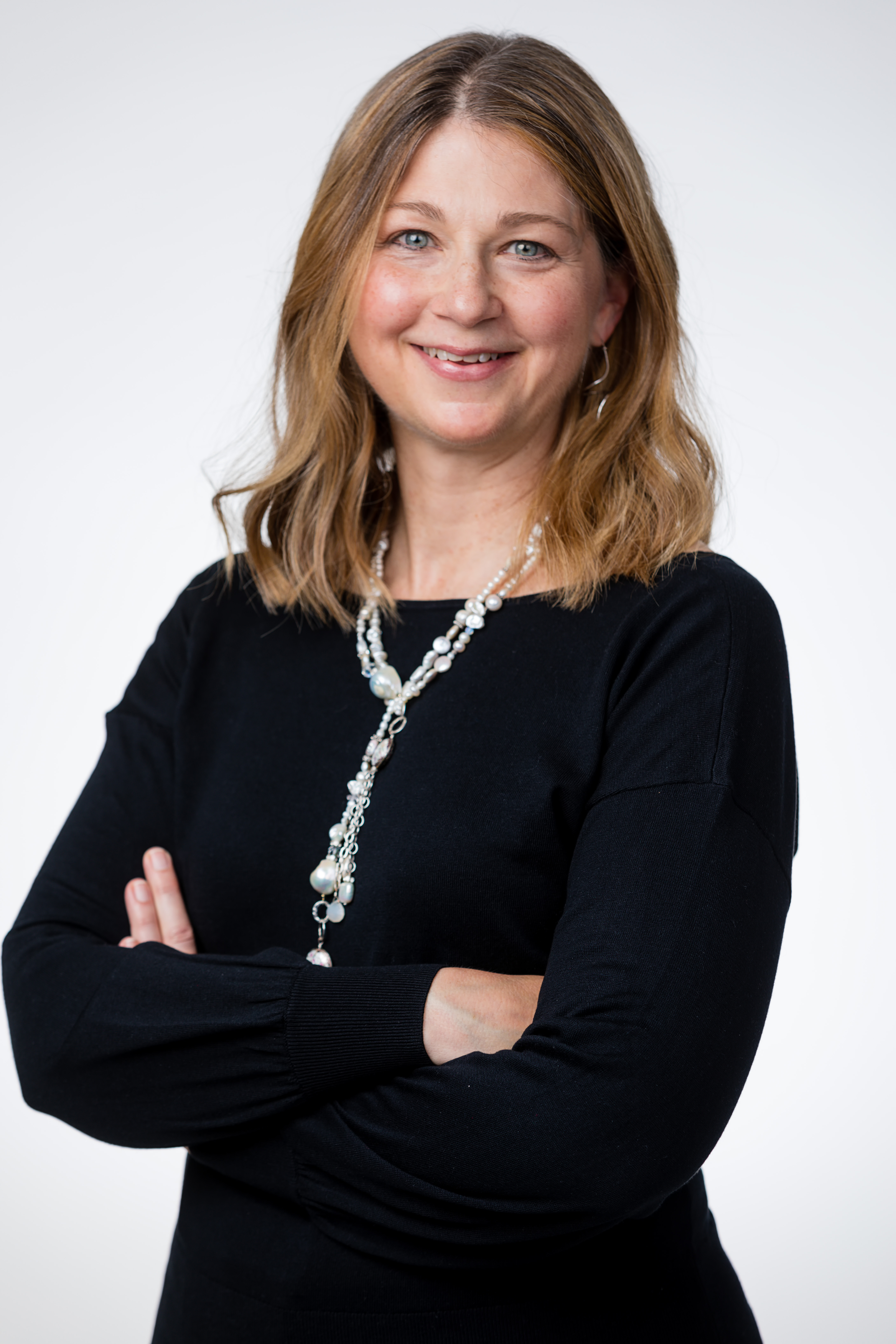 Retirement expert Anne Lester discusses retirement strategies for millennials and Gen Z - Vimarsana News