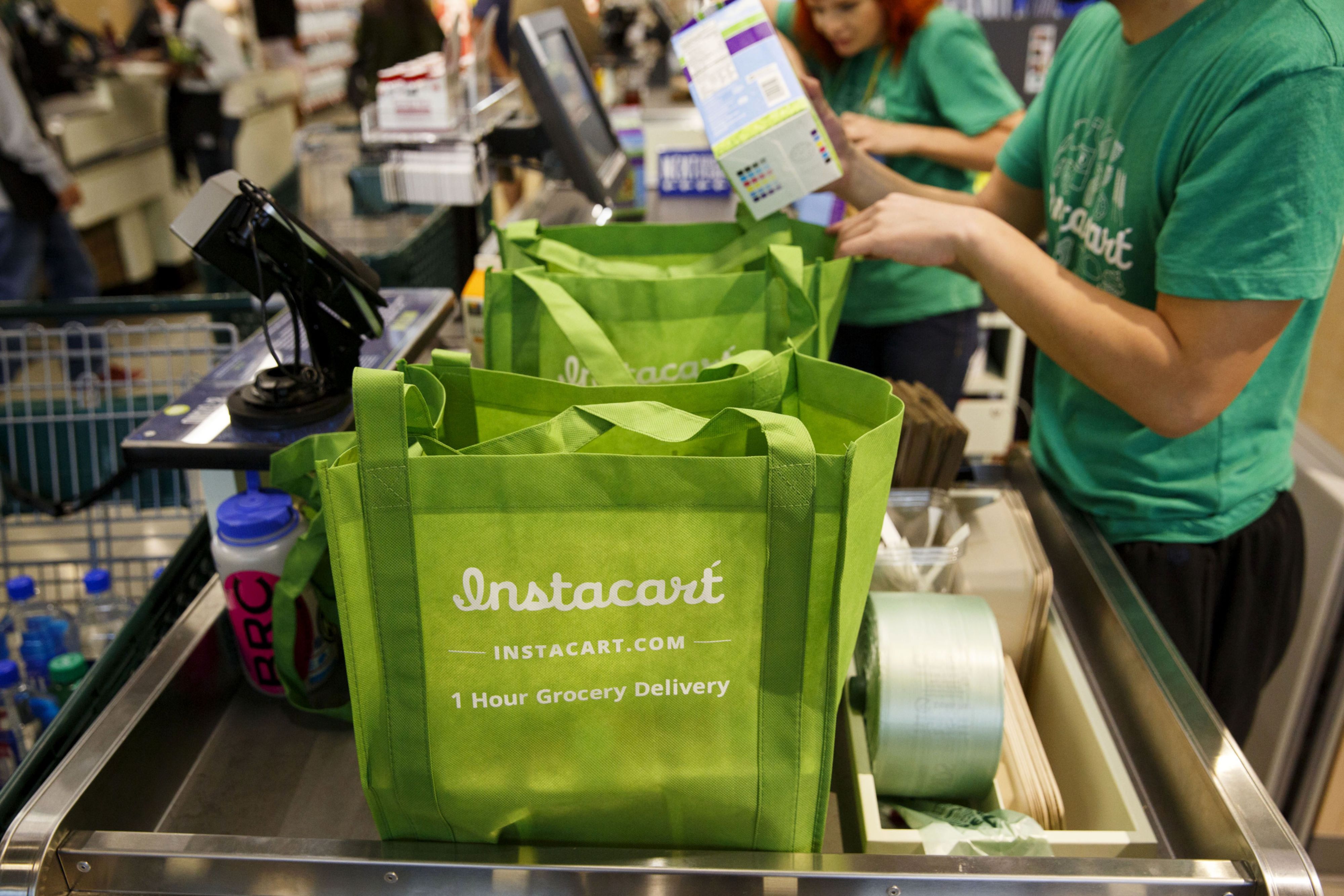 JPMorgan Chase plans 2022 debut for Instacart credit card - Vimarsana News