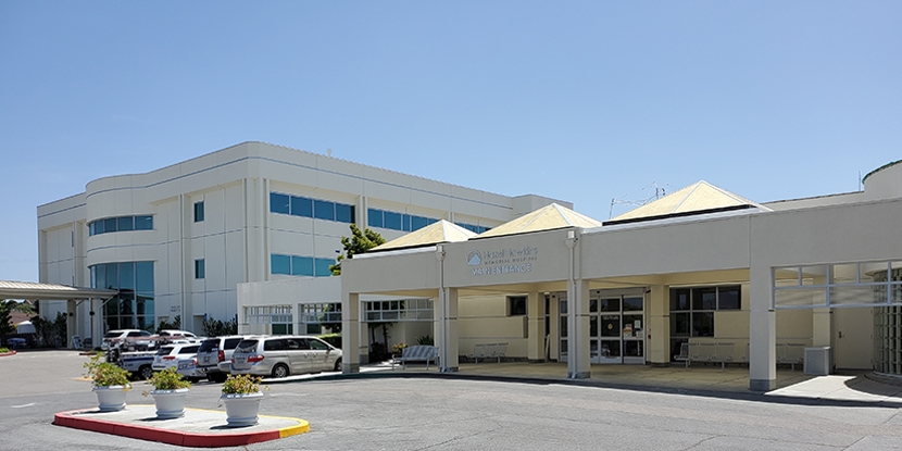 Struggles of two California hospitals reflect industry's challenges - Vimarsana News