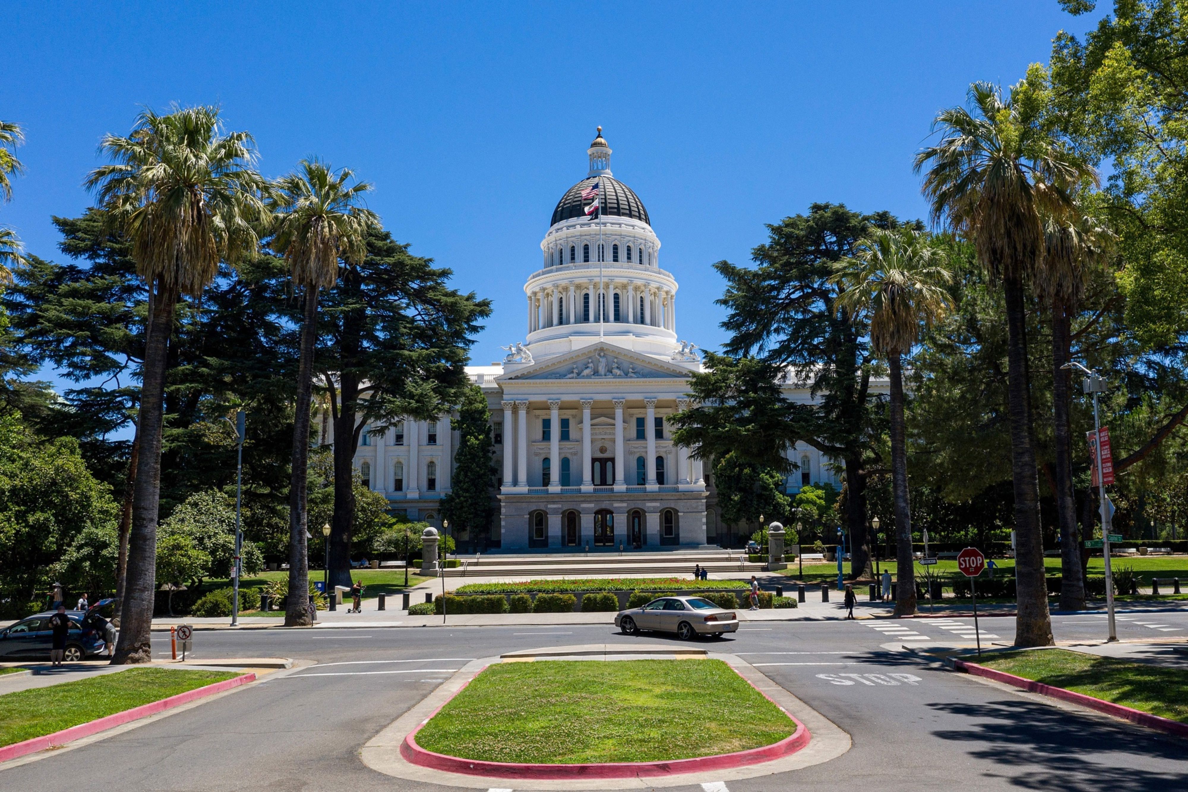 Subprime lender OppFi sues to continue making loans in California - Vimarsana News