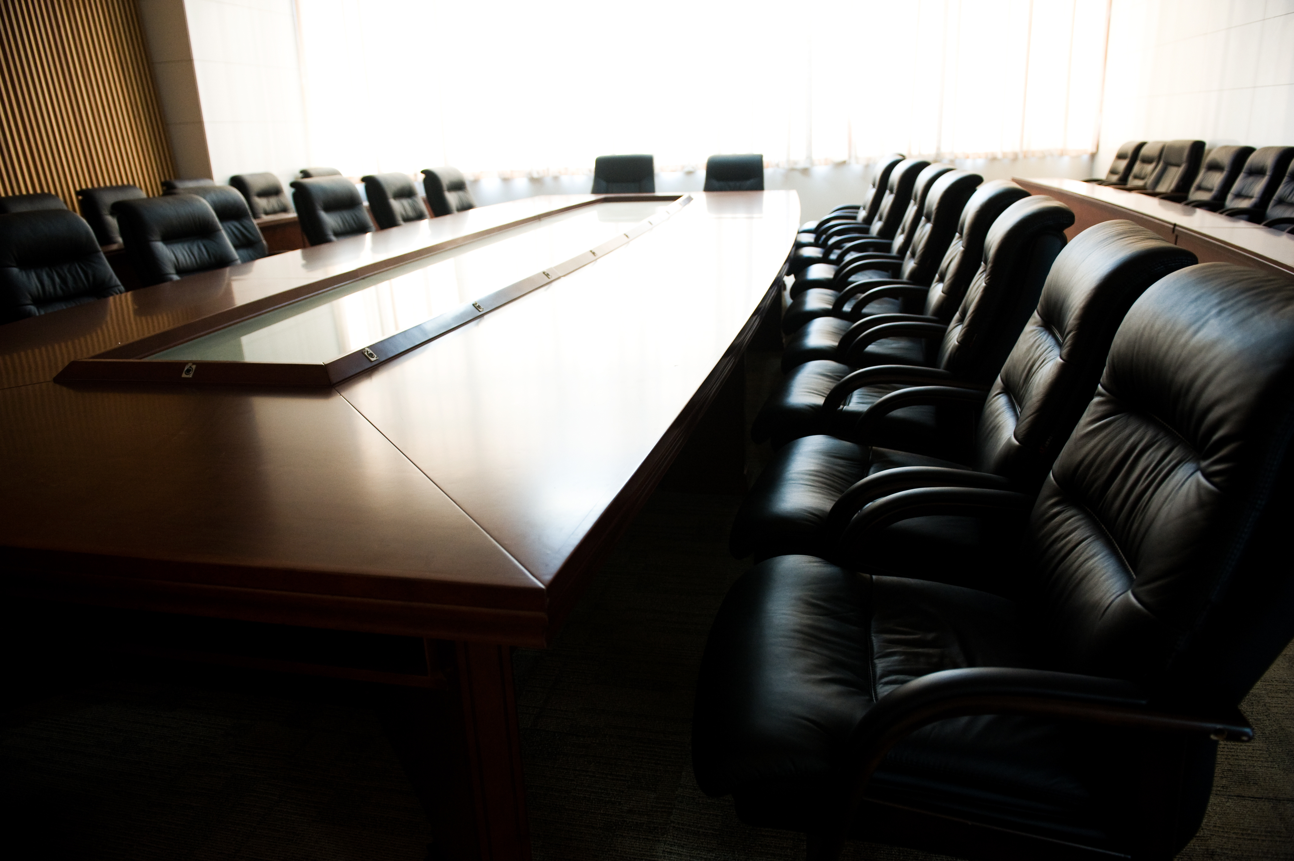Lawsuits unlikely to derail banks' board-diversity efforts - Vimarsana News