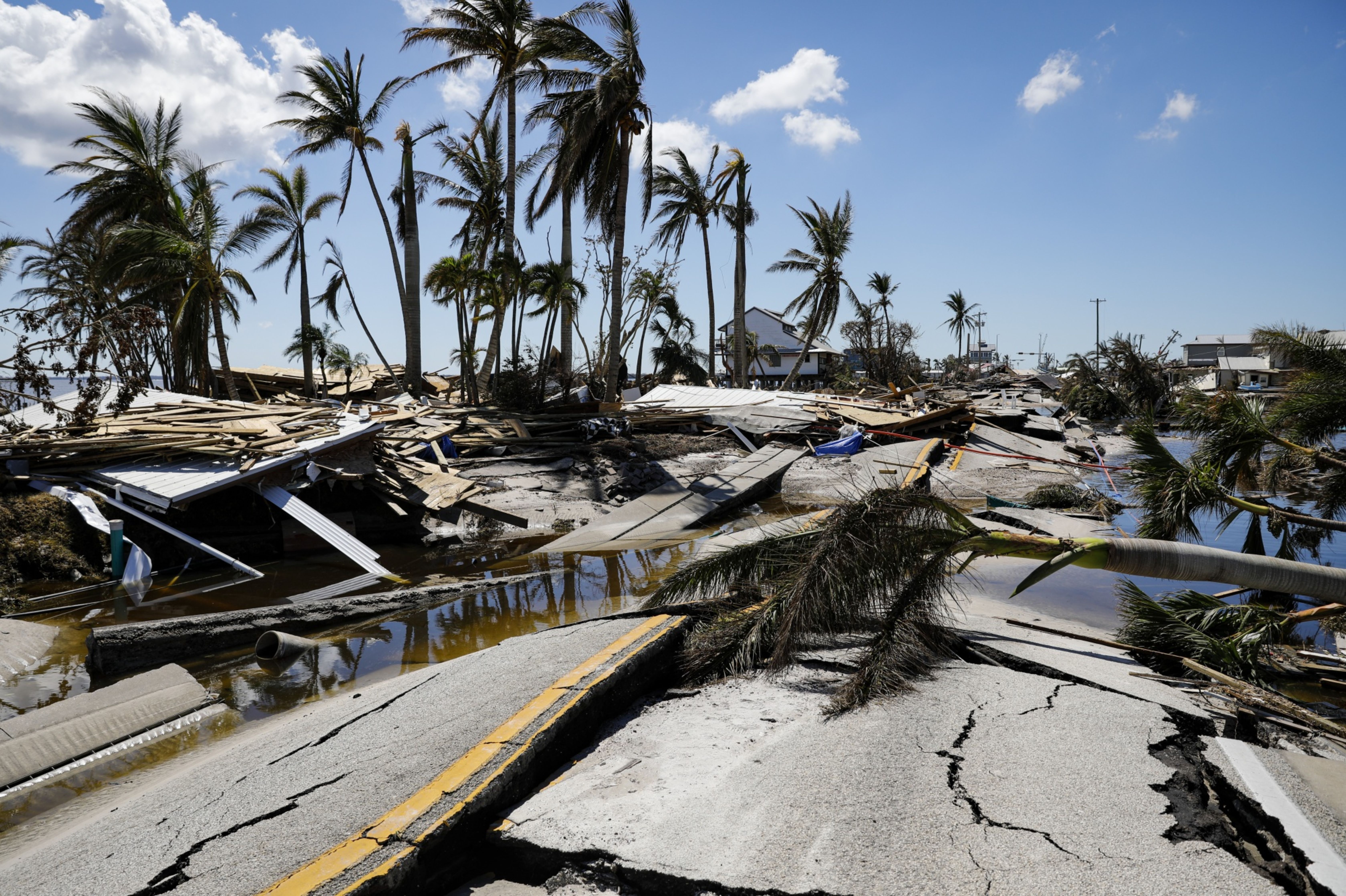Florida's bond-financed insurers solid after Hurricane Ian, state says - Vimarsana News