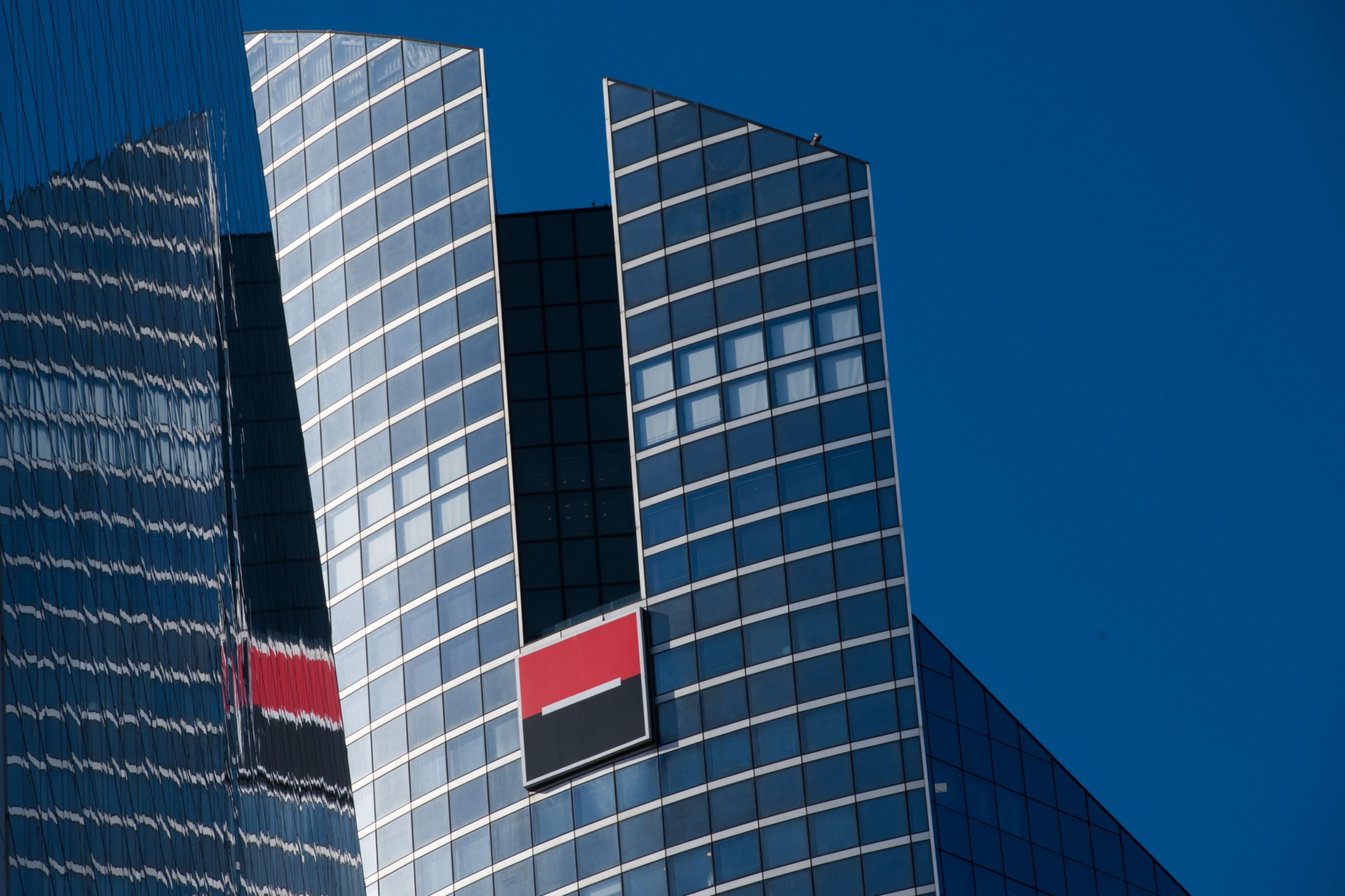 SocGen picks investment bank head Krupa as next chief executive - Vimarsana News