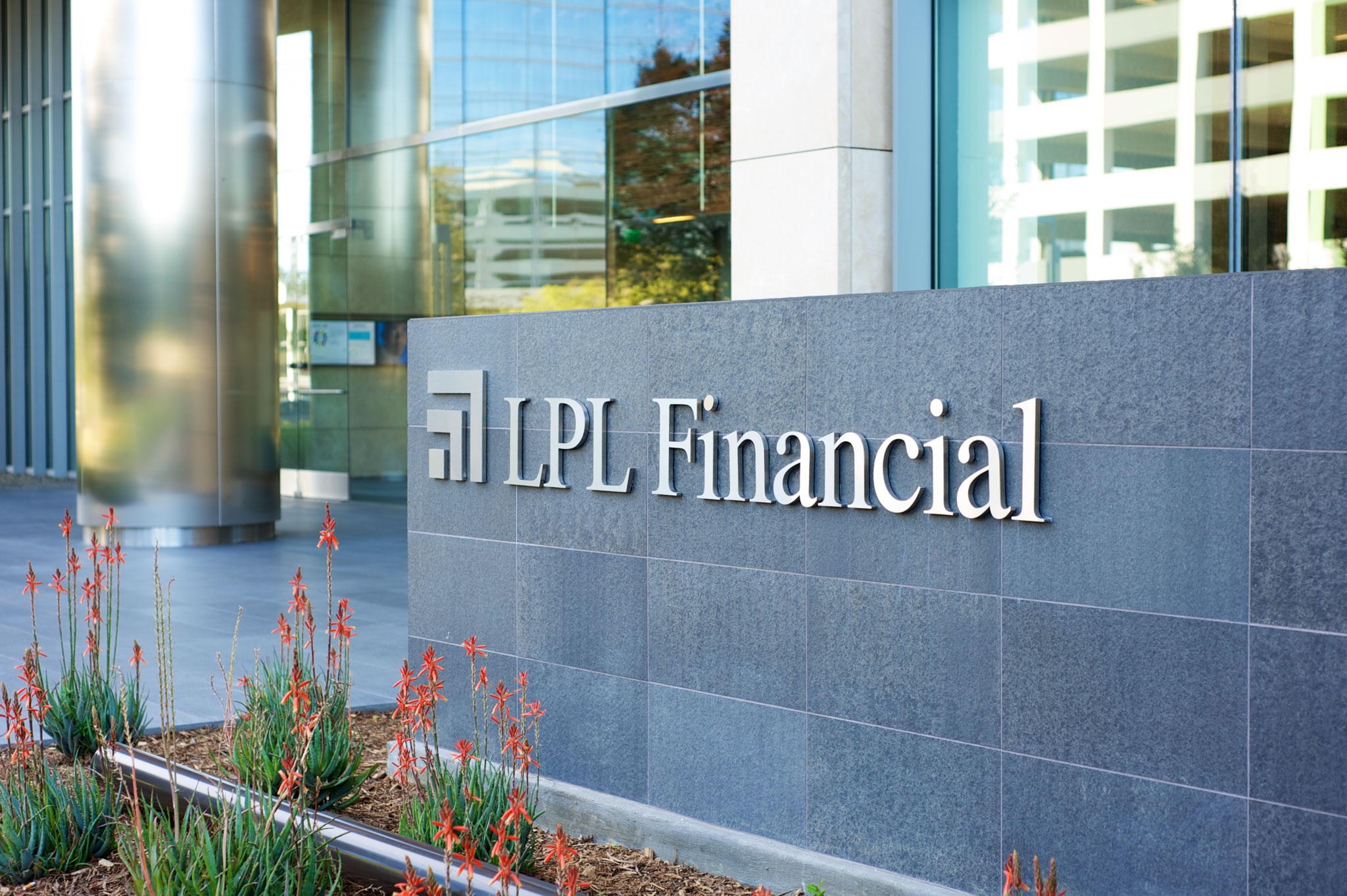 LPL recruits $3 billion CG Advisor Network | Financial Planning - Vimarsana News