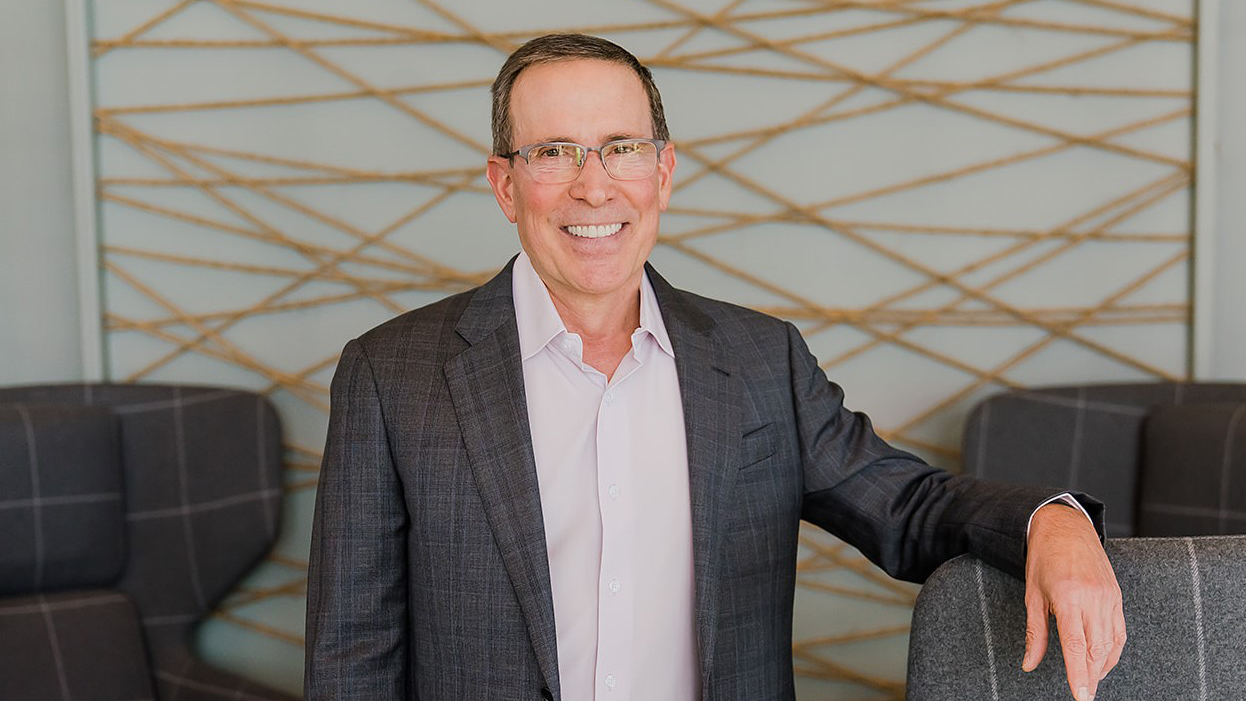 To spur growth, Colorado community bank hires from bigger banks - Vimarsana News