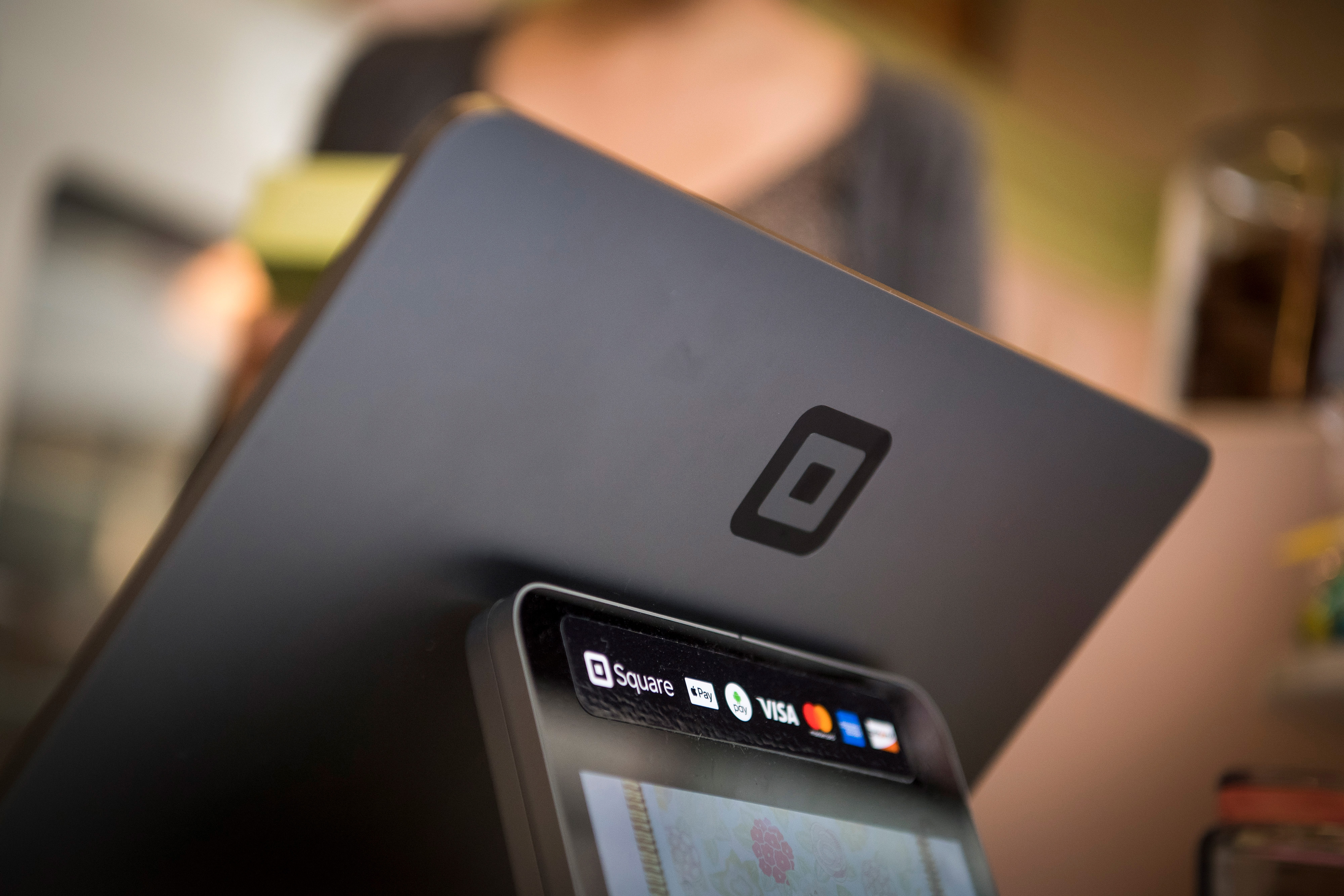 Square to offer an American Express card for merchants - Vimarsana News