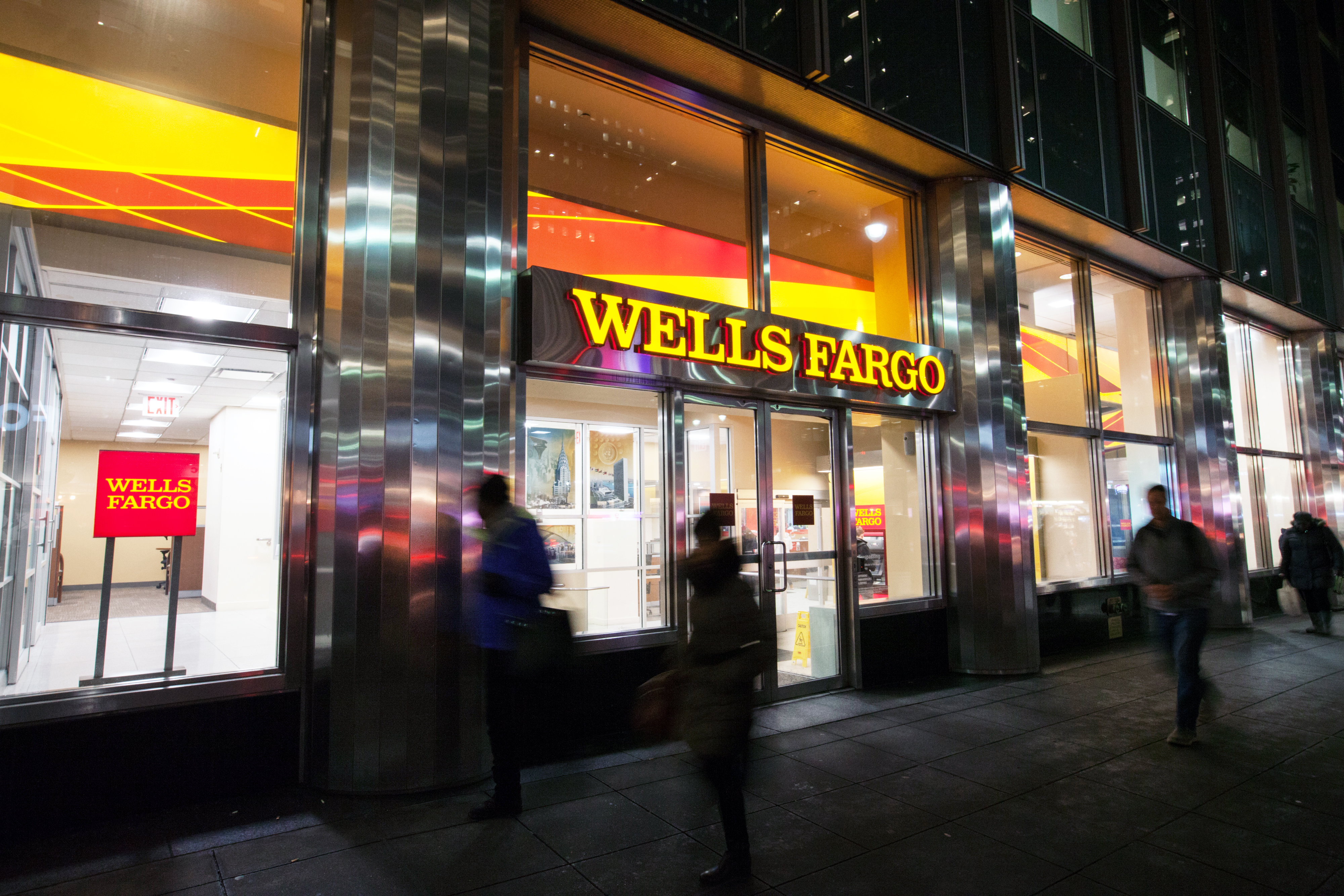 Wells Fargo decides to keep its private-label credit card unit - Vimarsana News