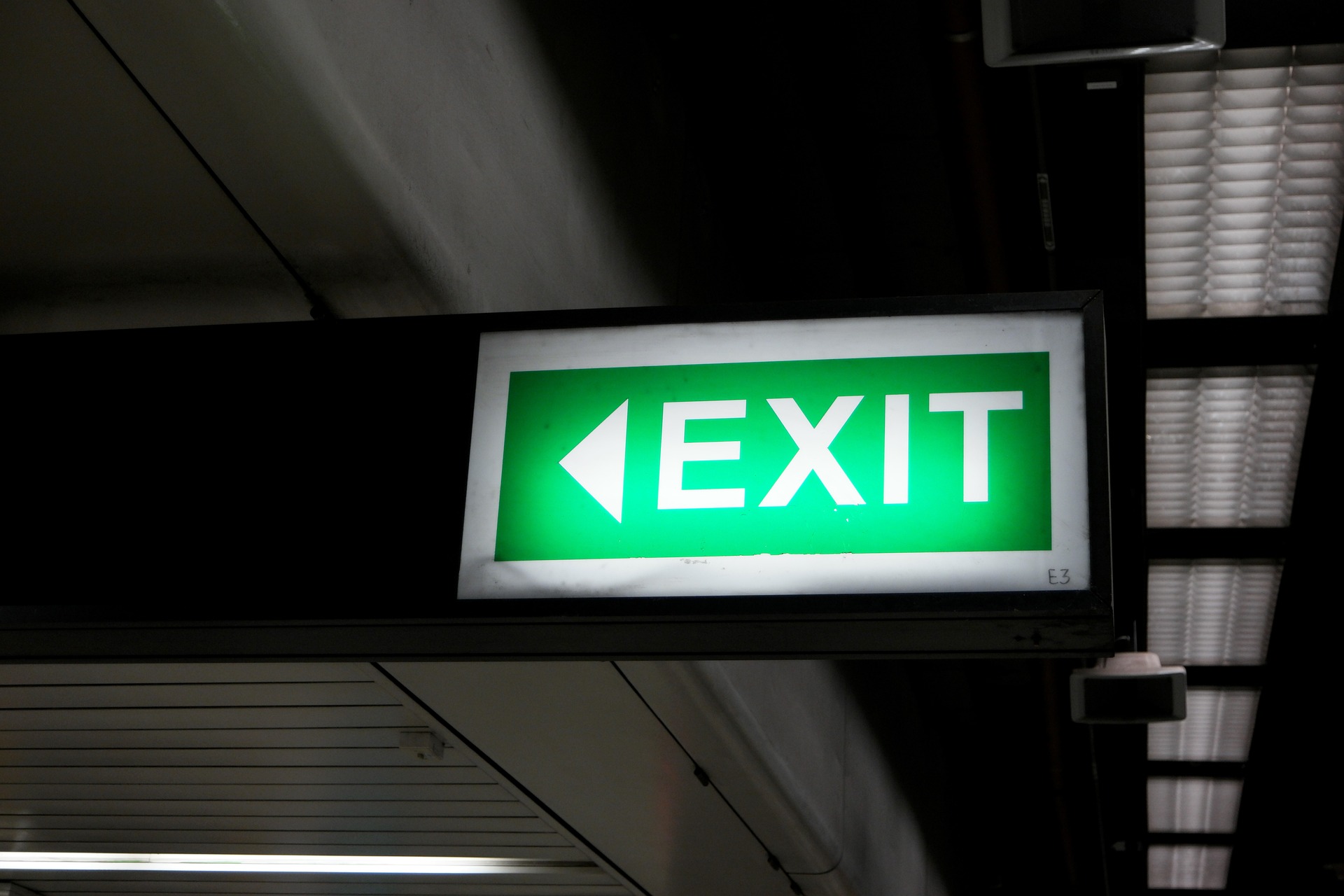 Dynasty Financial ditches IPO, sells stakes to Schwab and private equity firm - Vimarsana News