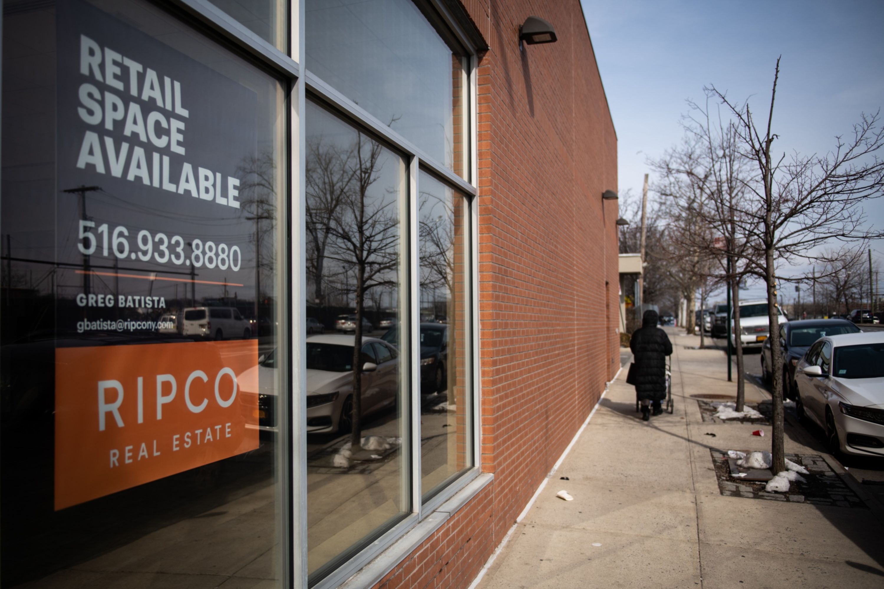 Banks set record for U.S. branch closures as pandemic took toll - Vimarsana News