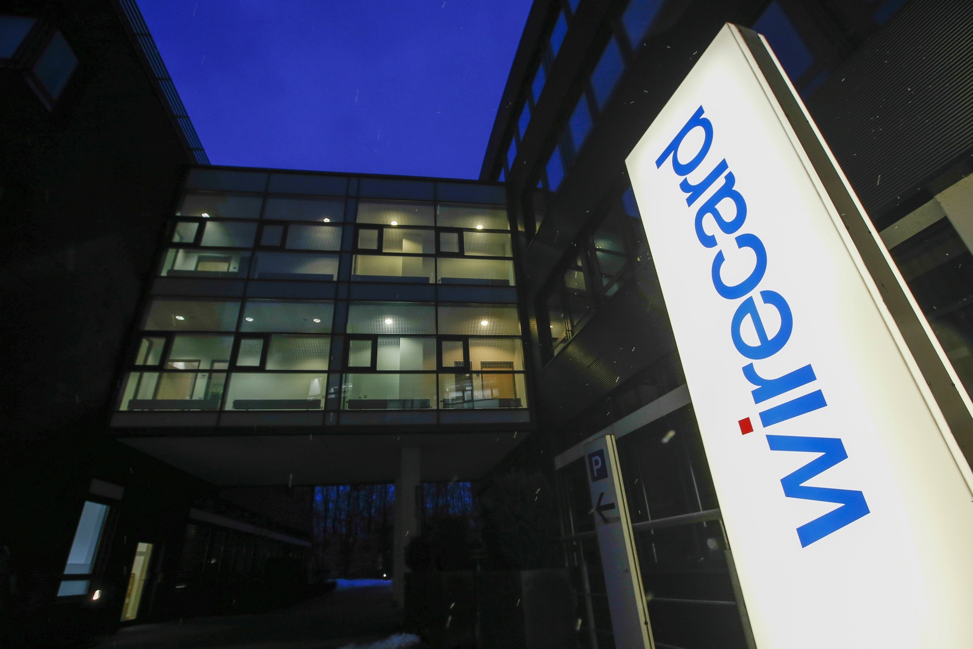 'Finish them' email pressures Deutsche Bank board member - Vimarsana News