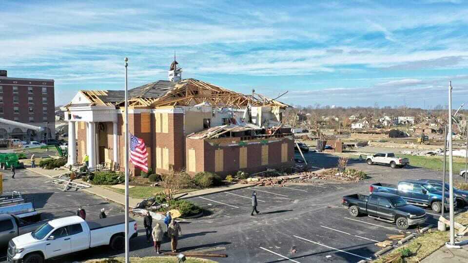 Standing or not, Kentucky banks and credit unions aid tornado recovery - Vimarsana News