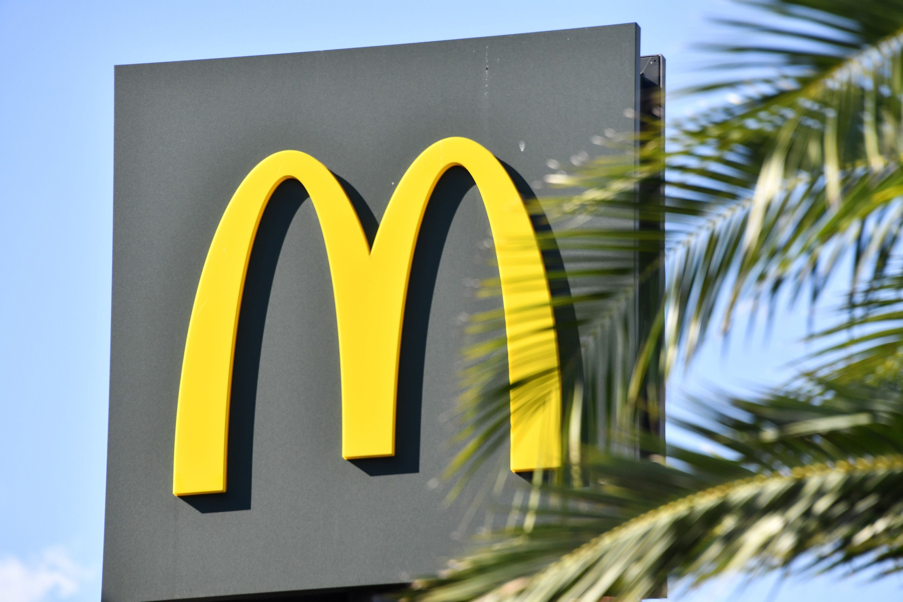 McDonald's to pay $1.3B to settle French tax cases - Vimarsana News