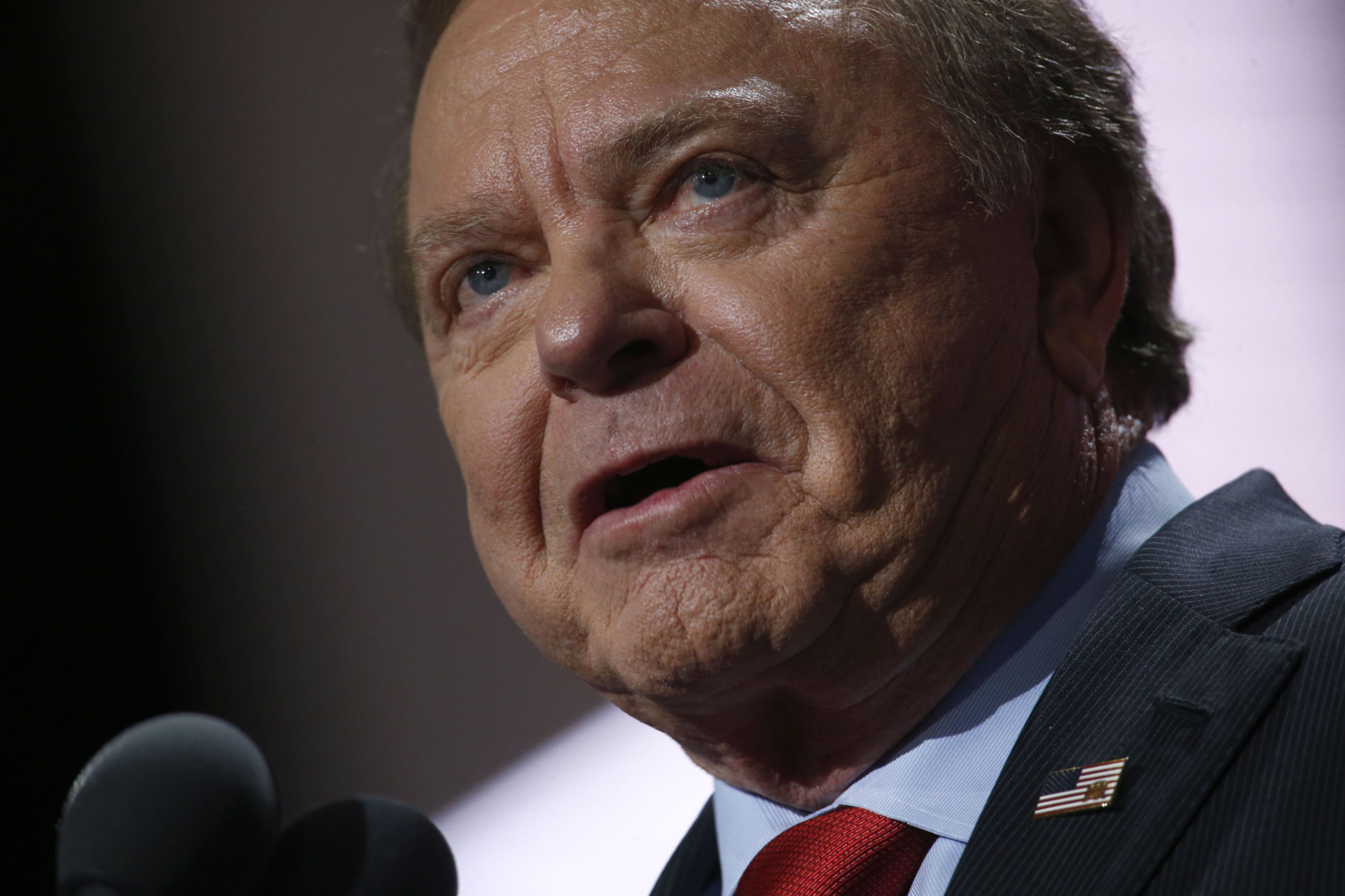 Shale king Harold Hamm is passing billions to his heirs tax-free - Vimarsana News