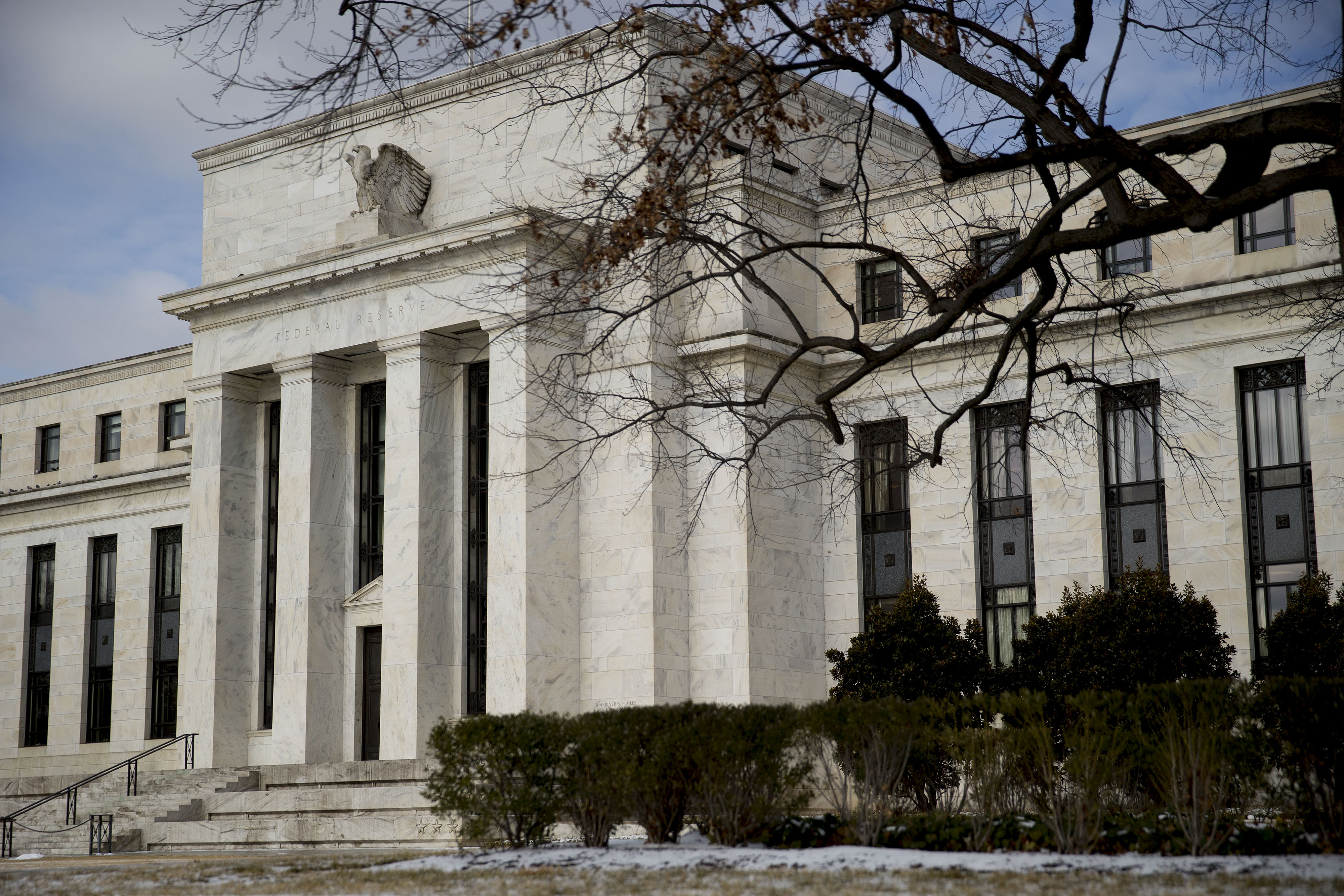 Why the Federal Reserve should cut interest rates - Vimarsana News