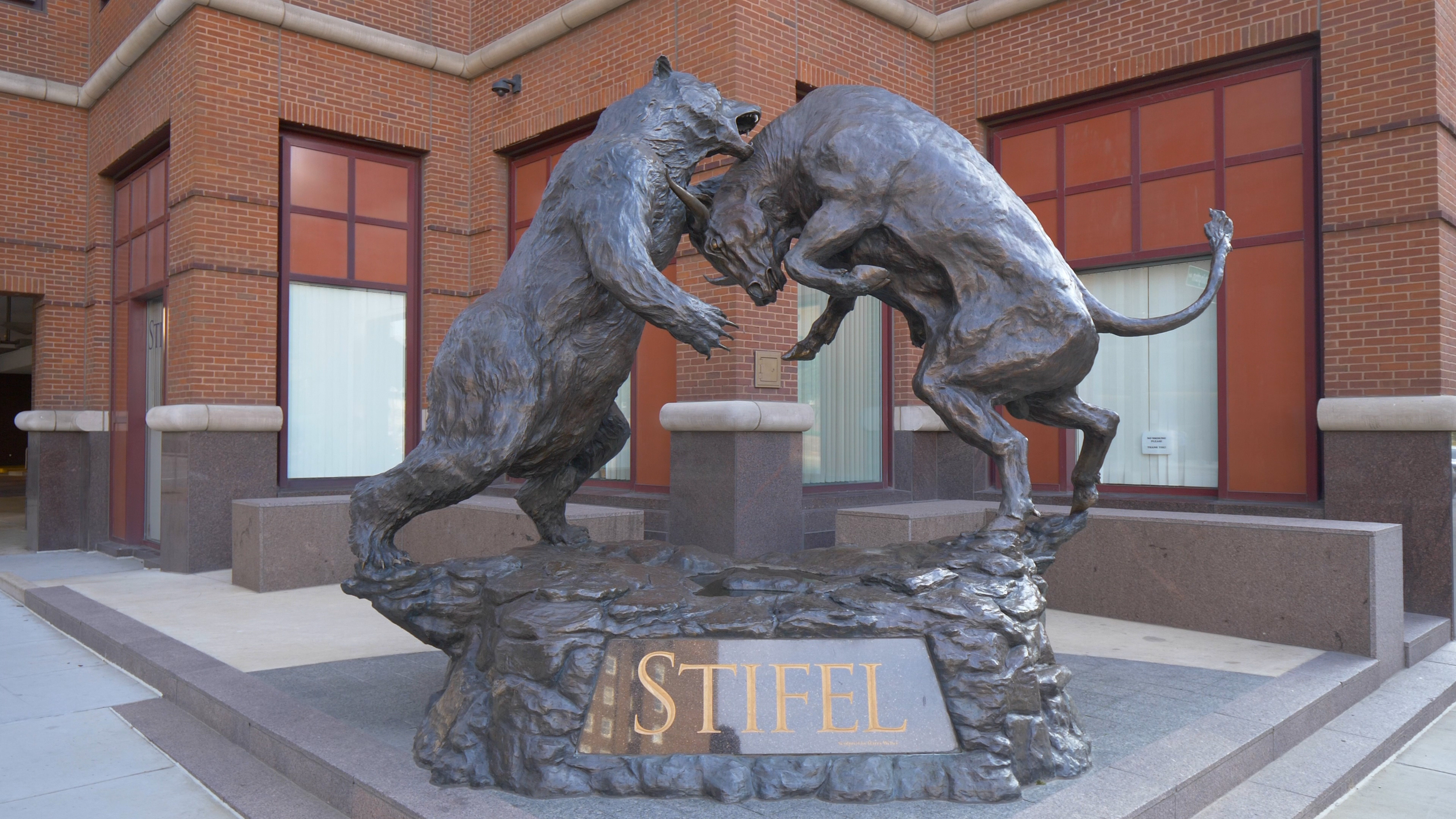 Stifel's Alex David: help advisors beyond client acquisition - Vimarsana News