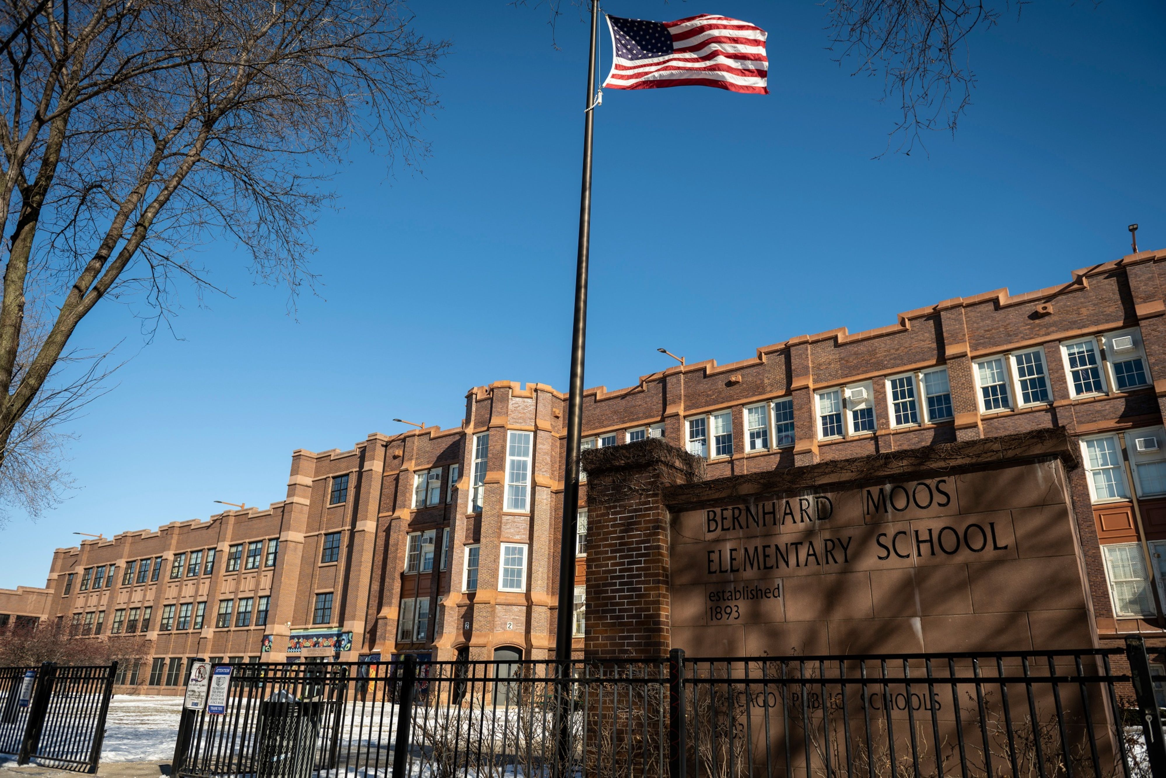 Collective bargaining rights for principals could add to Chicago Public Schools labor strains - Vimarsana News