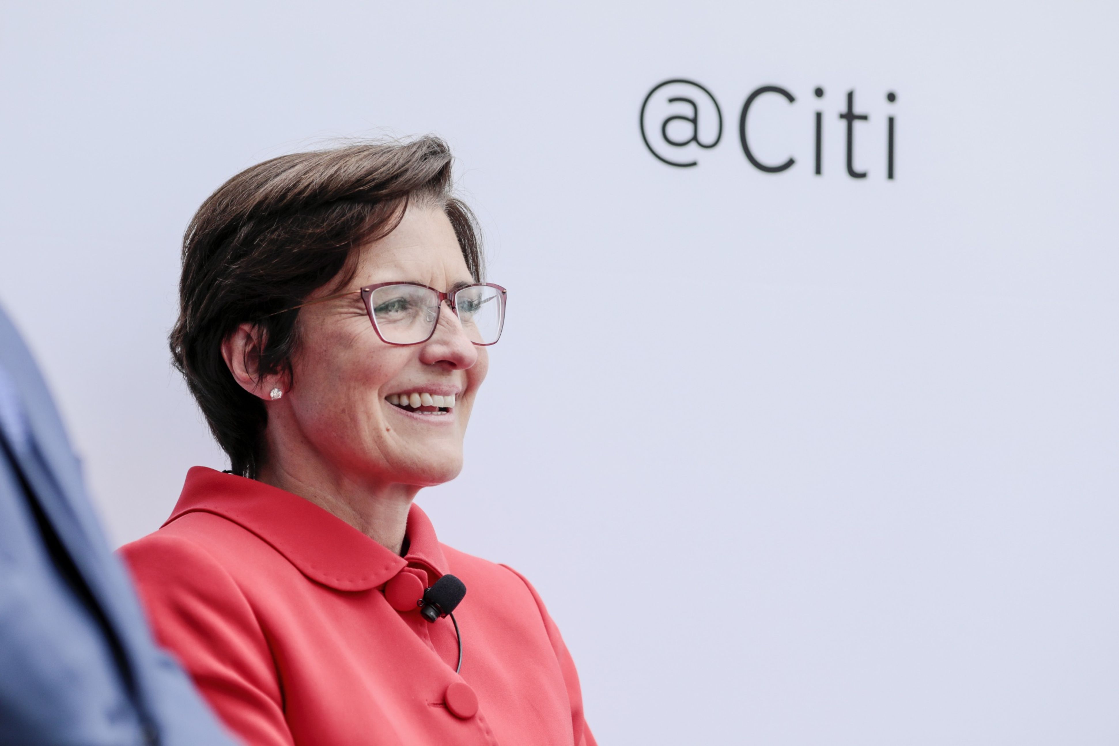 On Fraser's first day as Citi CEO, a net-zero emissions pledge - Vimarsana News