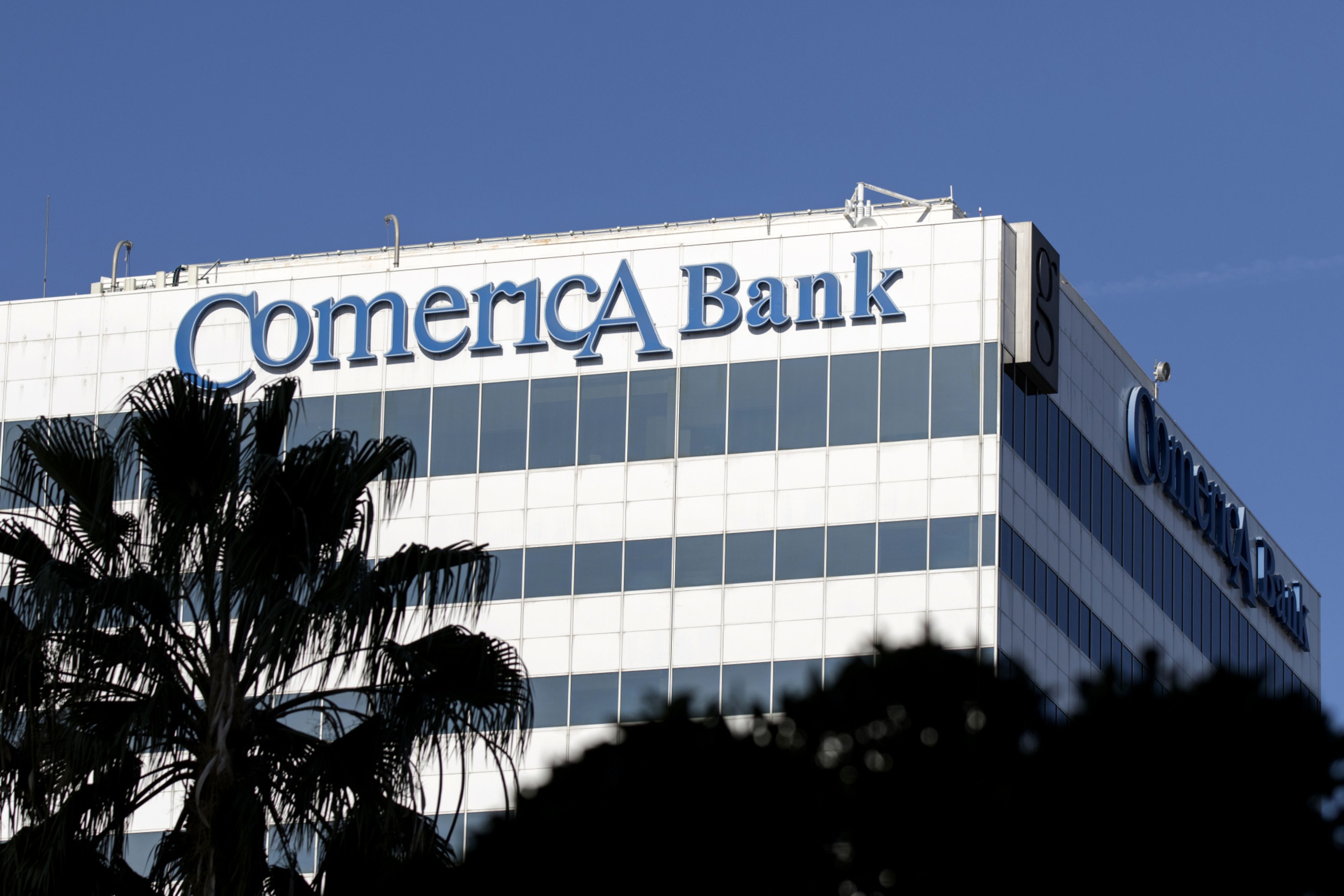 Ameriprise secures $18B of client assets from Comerica Bank - Vimarsana News