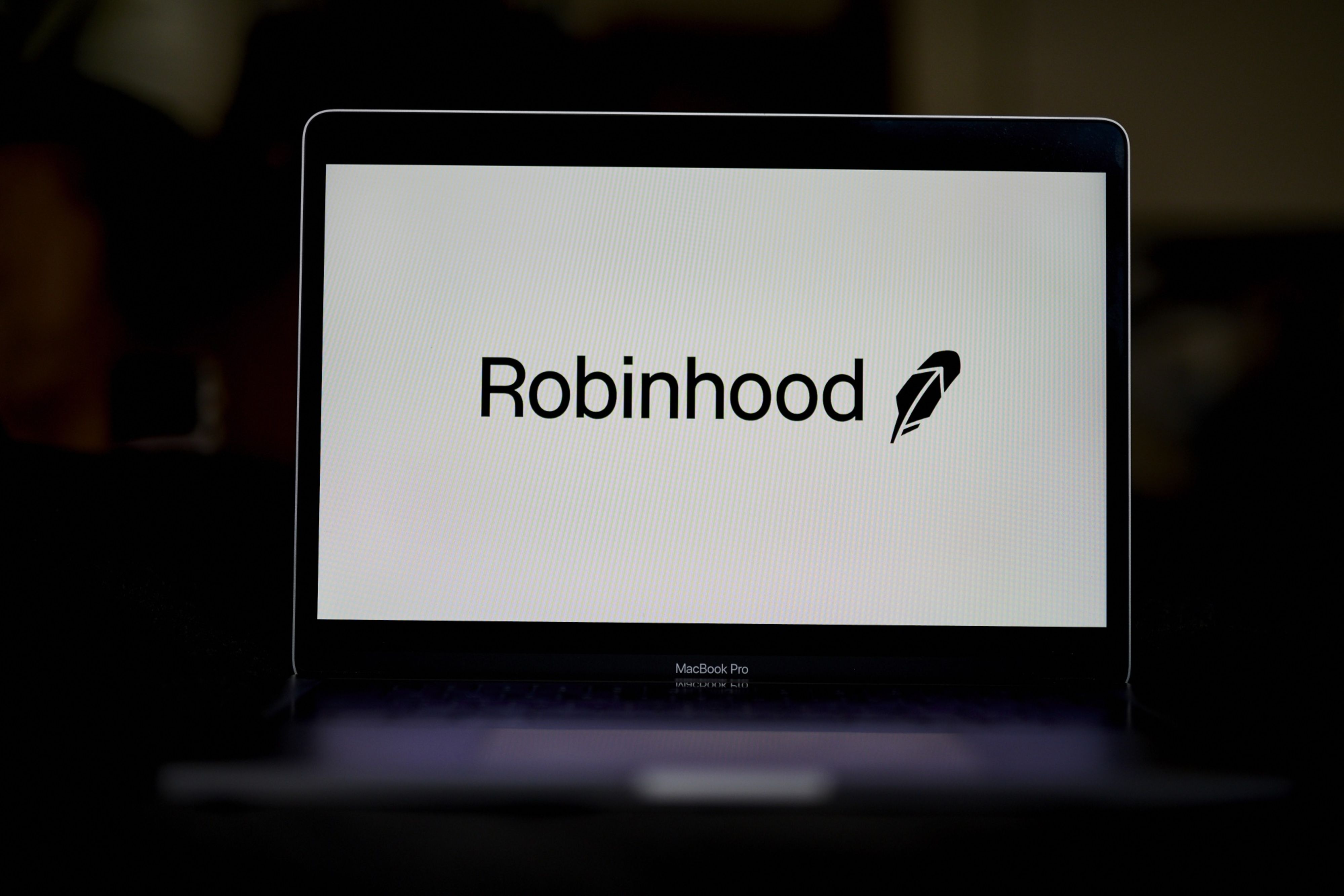 Robinhood pushes engineer's 'toxic' sexism suit to arbitration - Vimarsana News