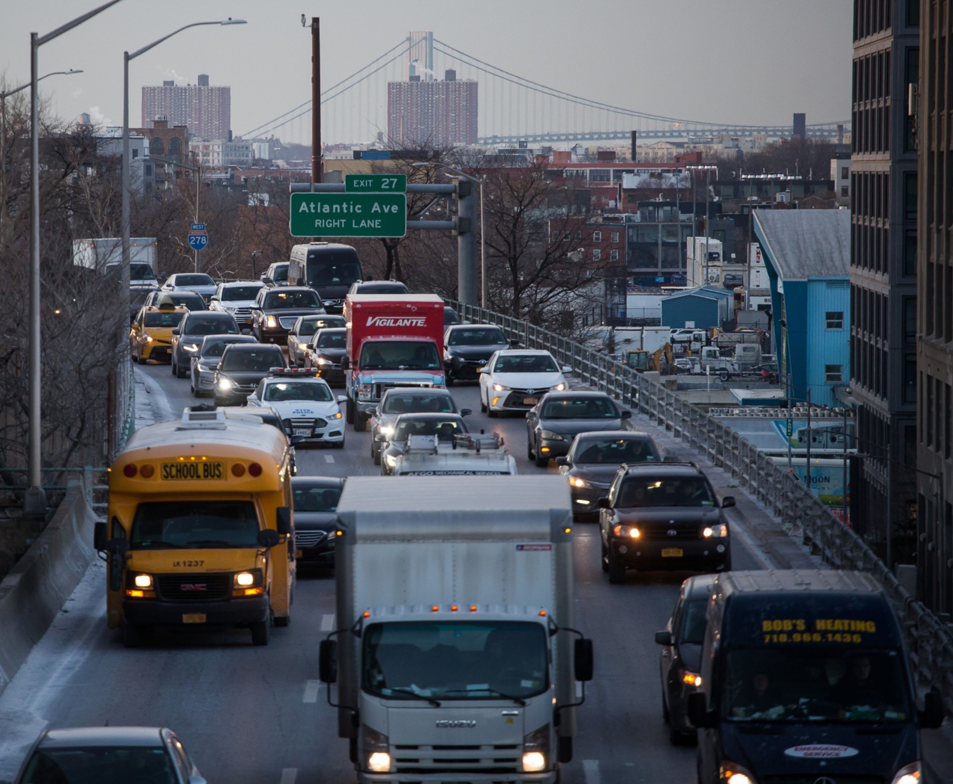 NYC buys time to weigh Brooklyn-Queens Expressway fixes - Vimarsana News