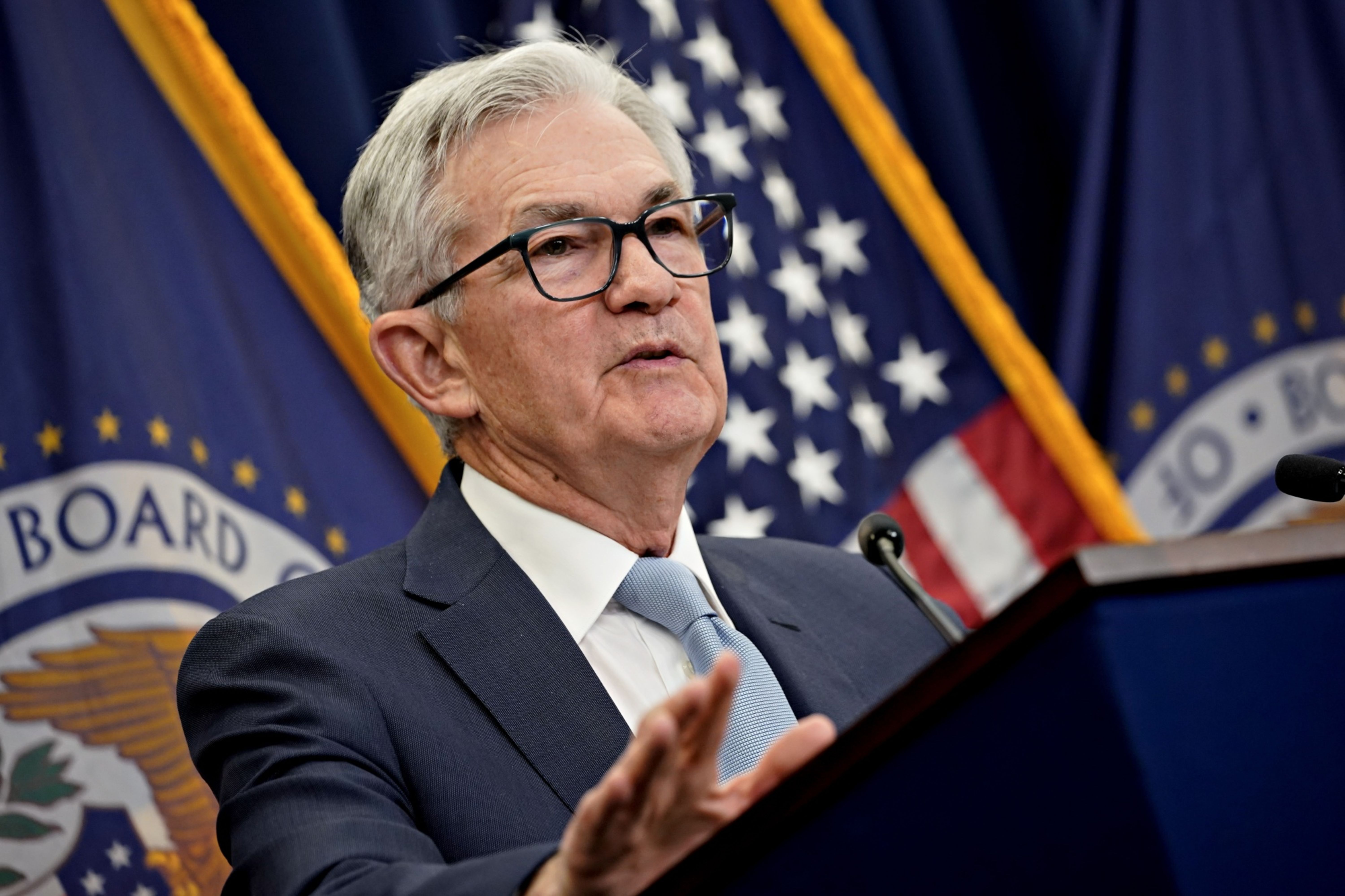 Fed's Wall Street clash sets stage for Powell's hawkish message - Vimarsana News