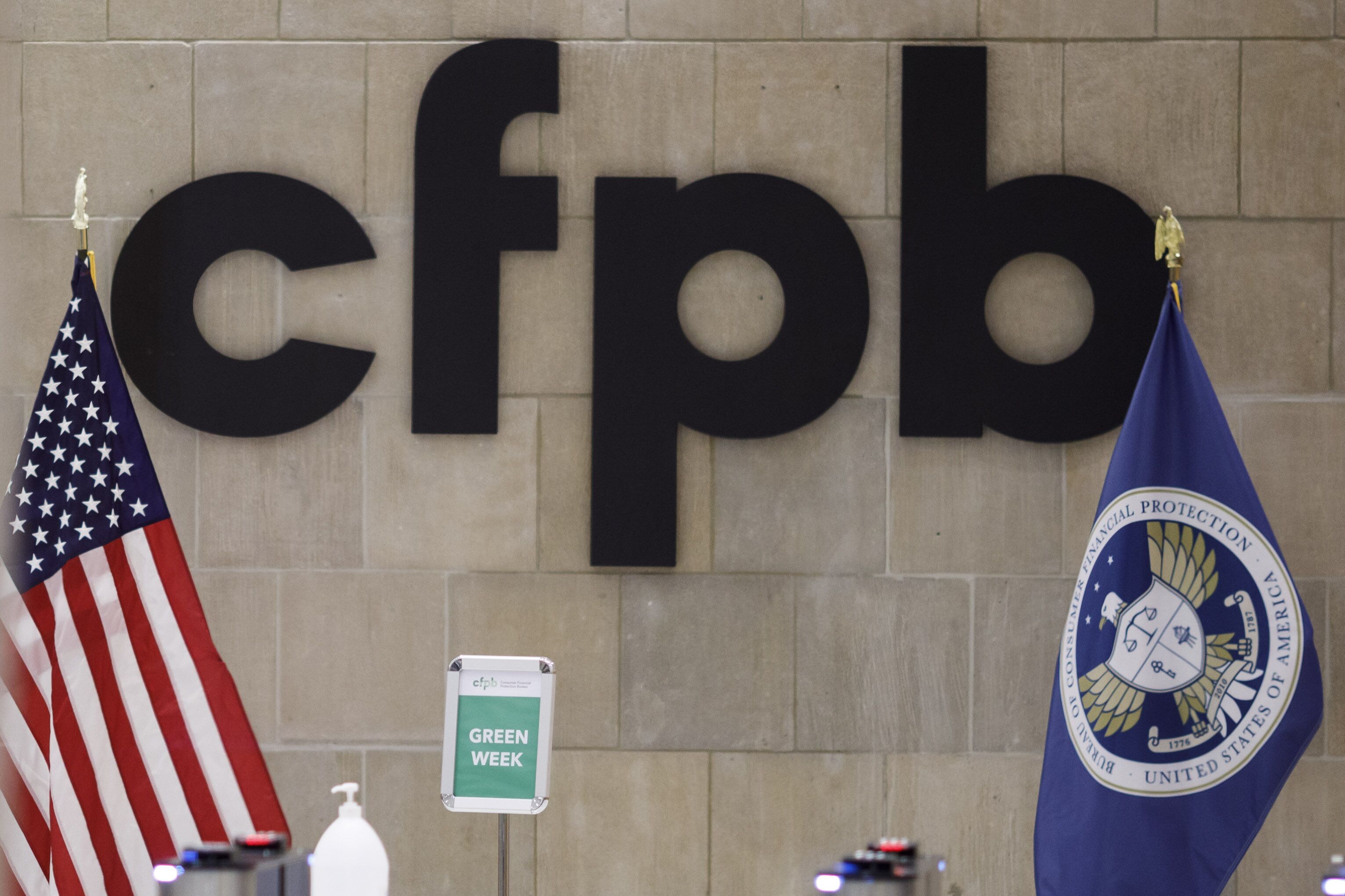Small banks and fintechs give feedback on CFPB data-sharing rules - Vimarsana News